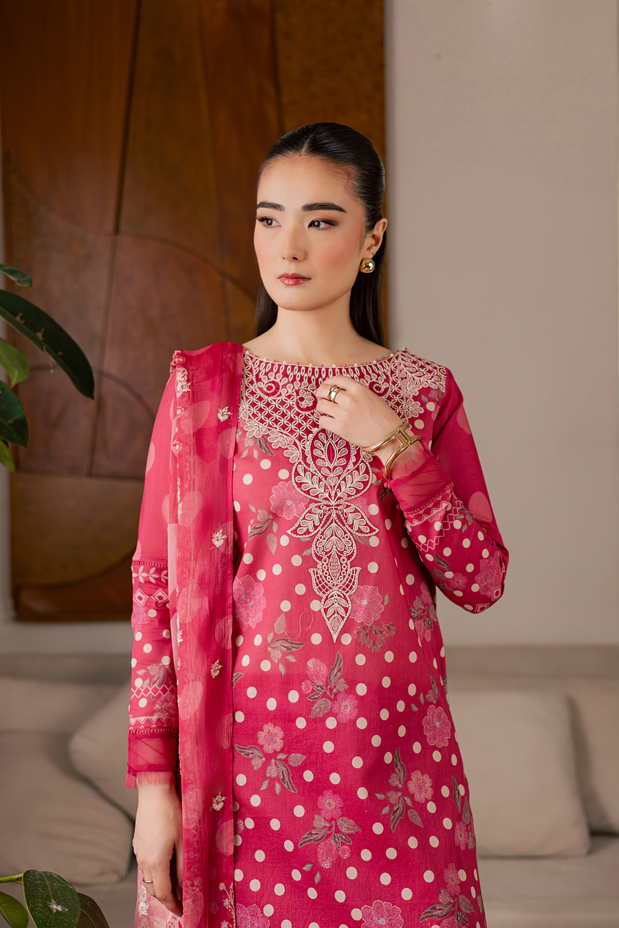 [ SUIT H ] - EVERYDAY VOL 2 BY DARIA LAWN EMBROIDERED COLLECTION 2026