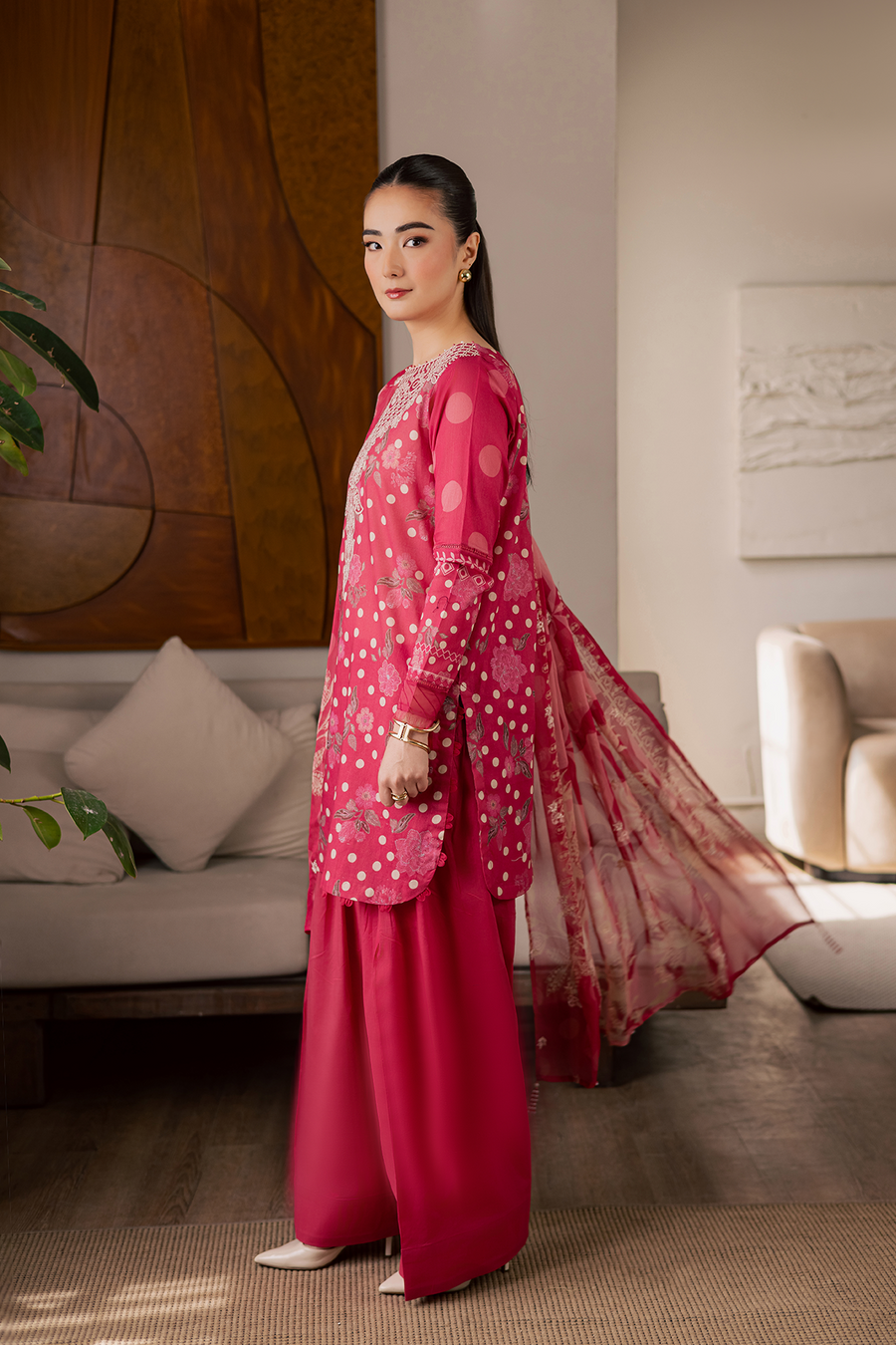 [ SUIT H ] - EVERYDAY VOL 2 BY DARIA LAWN EMBROIDERED COLLECTION 2026