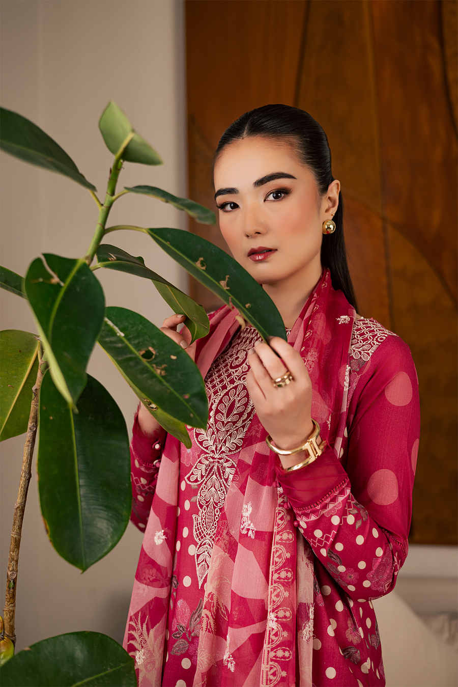 [ SUIT H ] - EVERYDAY VOL 2 BY DARIA LAWN EMBROIDERED COLLECTION 2026