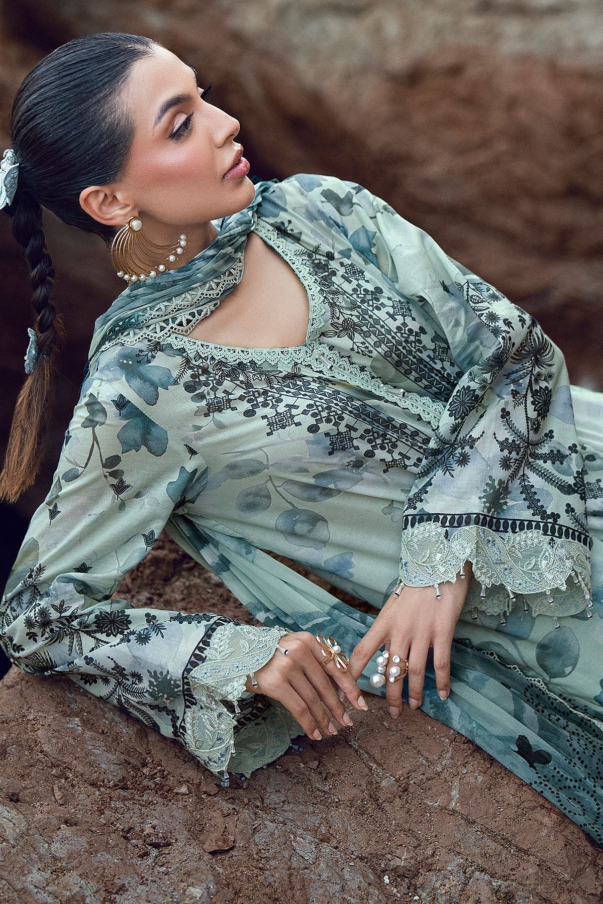 [ SUIT J ] - NUREH GARDENIA LAWN EMBROIDERED AND PRINTED 2026