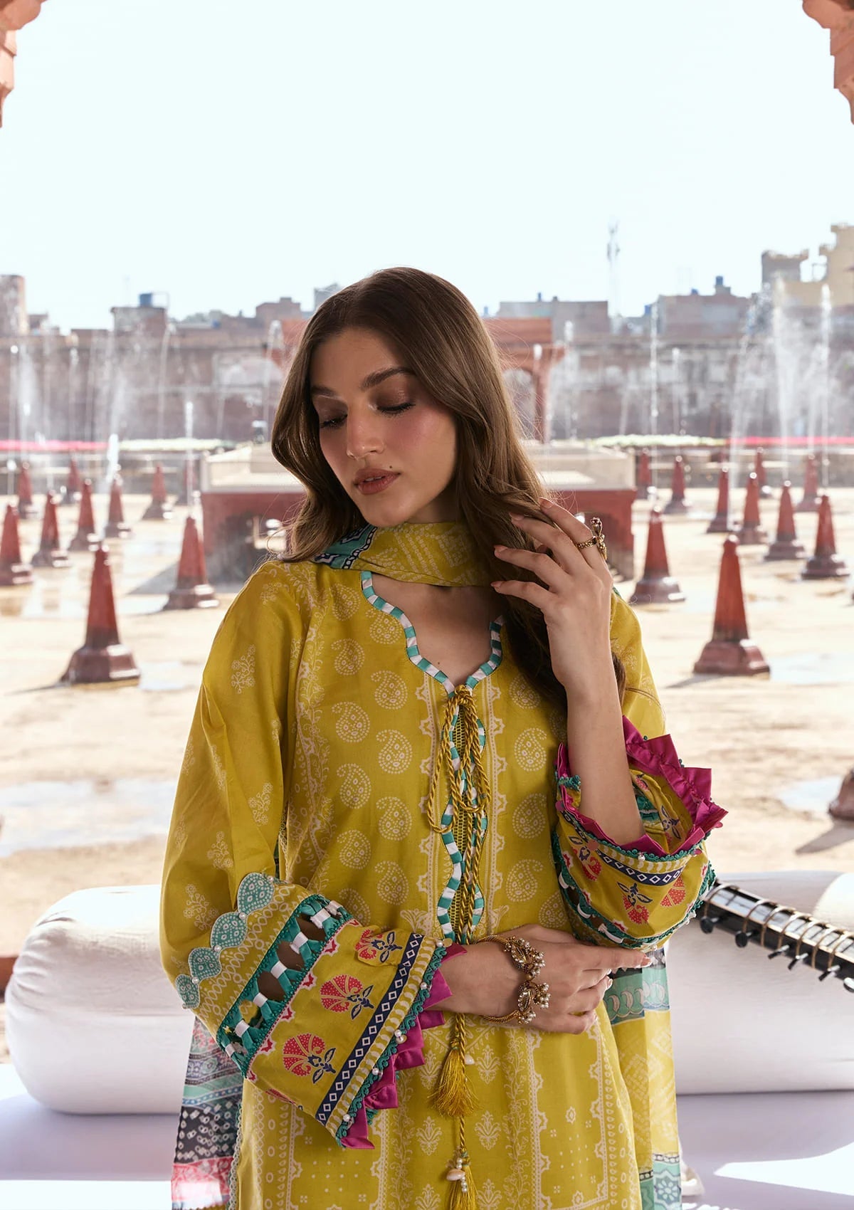 [ SUIT F ] - KAHF AANGAN LUXURY PRINT LAWN WITH CHIFFON DUPATTA 2026