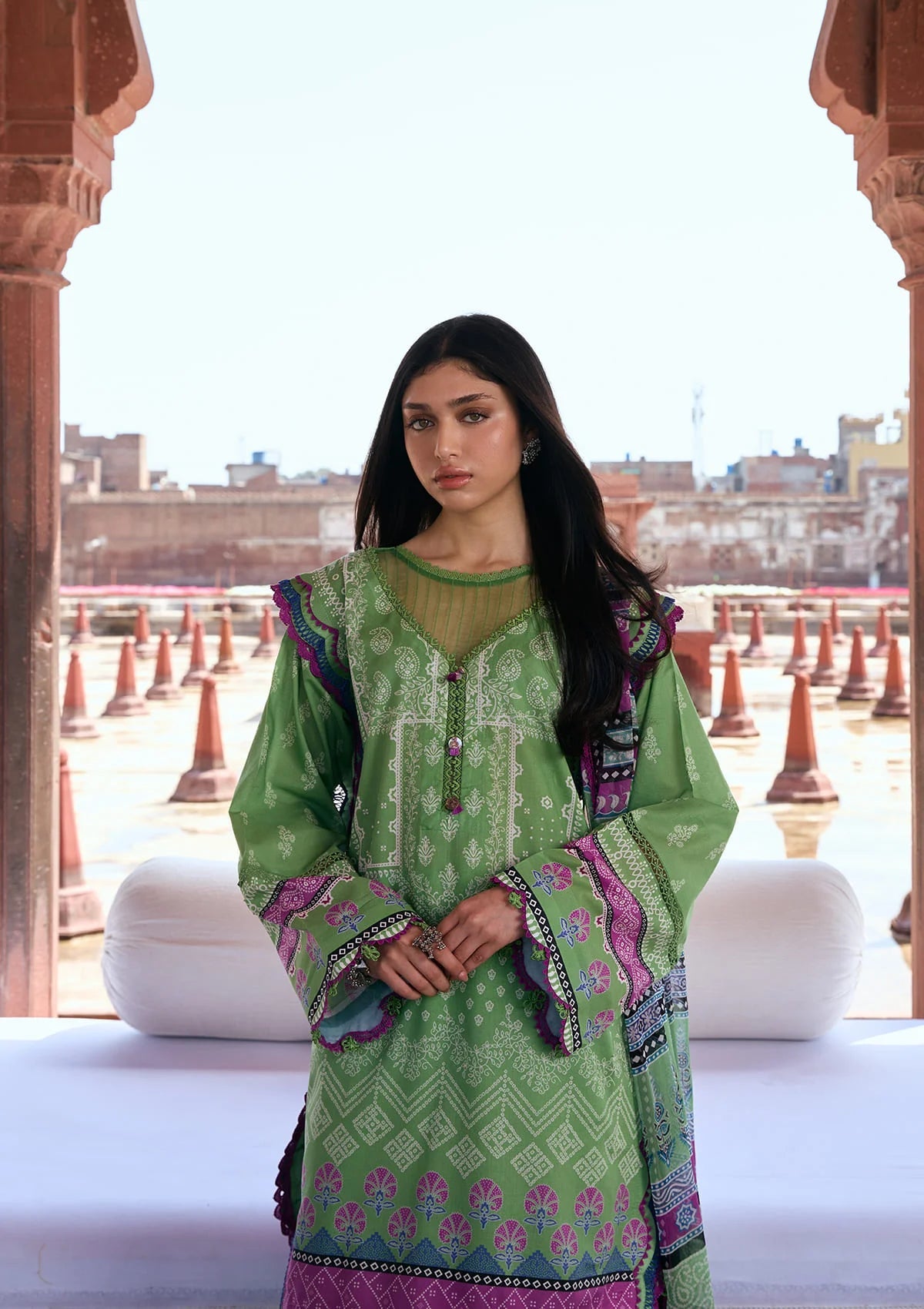 [ SUIT L ] - KAHF AANGAN LUXURY PRINT LAWN WITH CHIFFON DUPATTA 2026