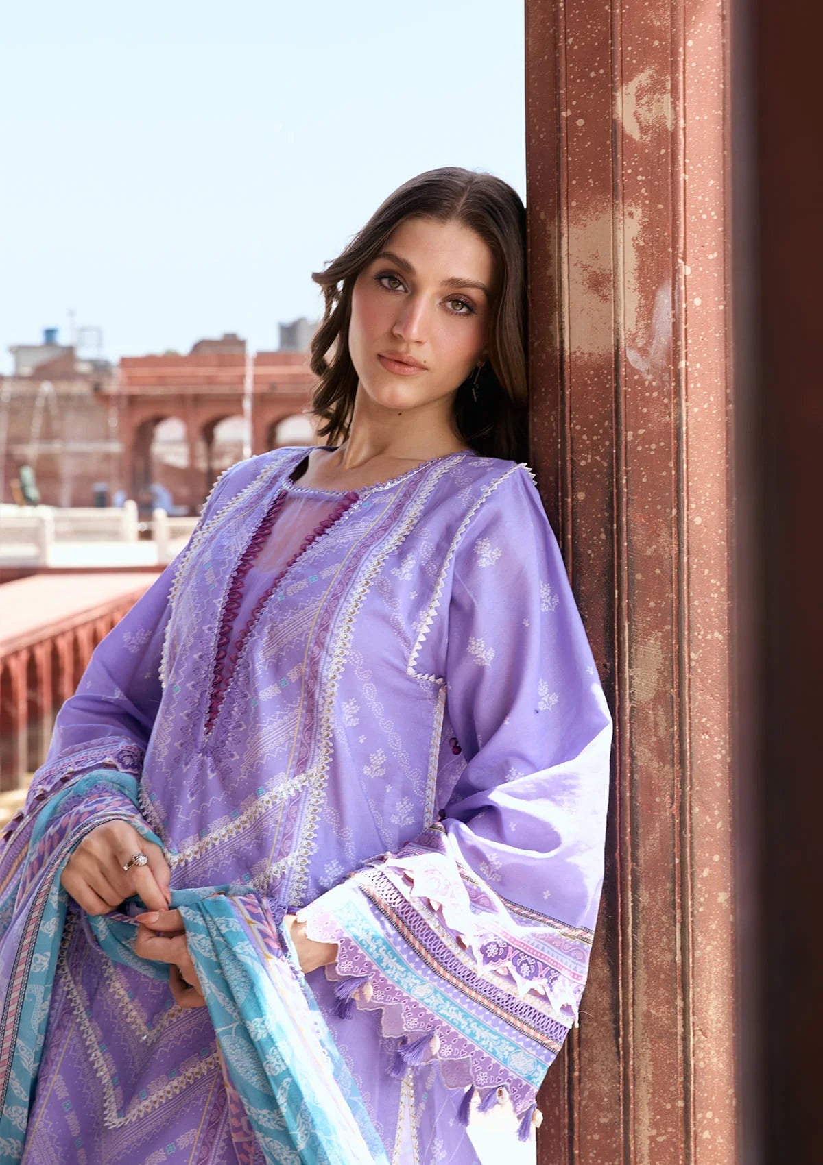 [ SUIT H ] - KAHF AANGAN LUXURY PRINT LAWN WITH CHIFFON DUPATTA 2026