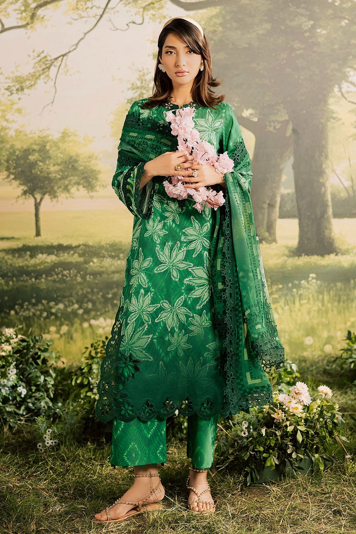 [ SUIT E ] - NUREH BLOOM LAWN EMBROIDERED AND PRINTED DORIYA COLLECTION 2026