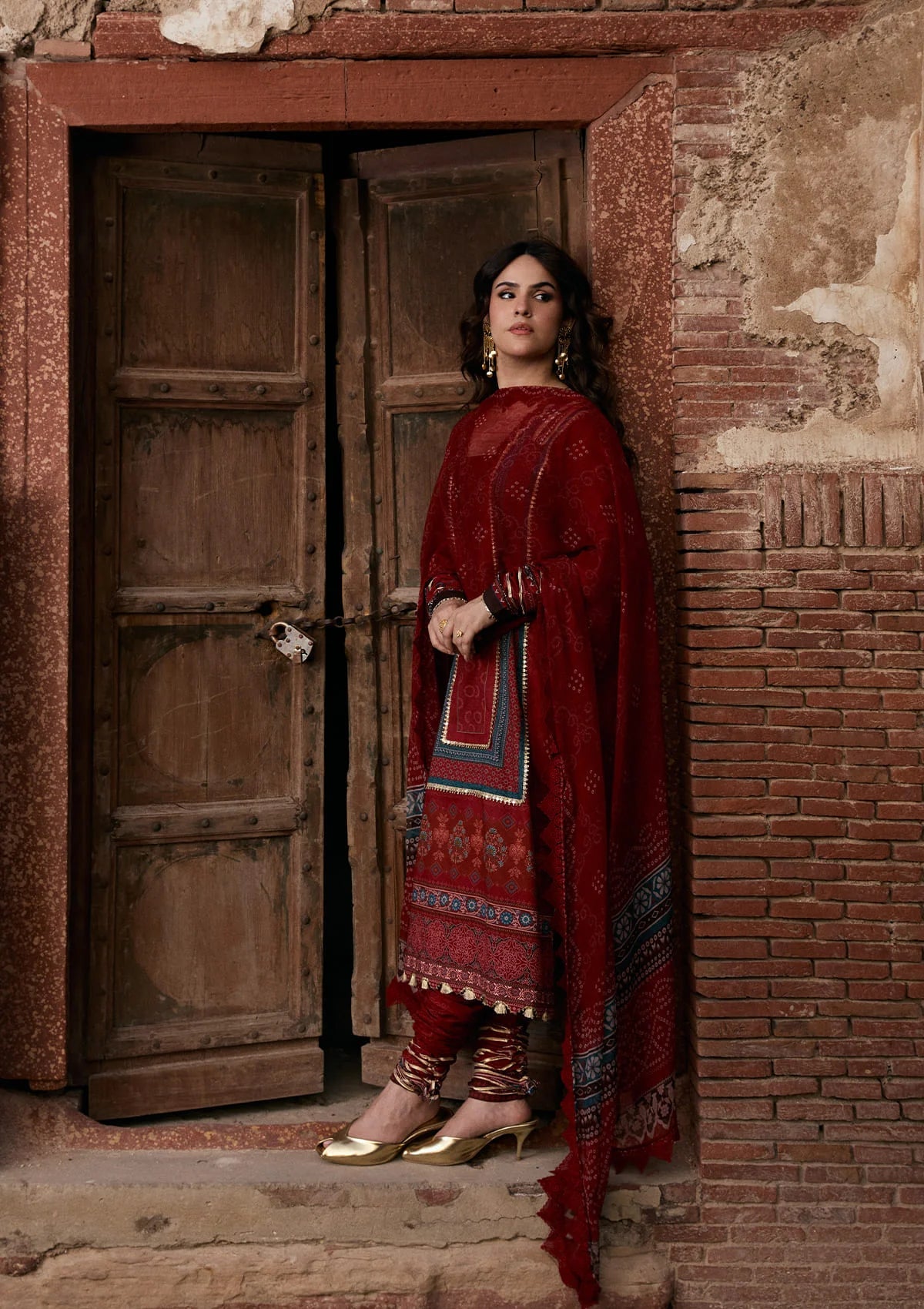 [ SUIT A ] - KAHF AANGAN LUXURY PRINT LAWN WITH CHIFFON DUPATTA 2026