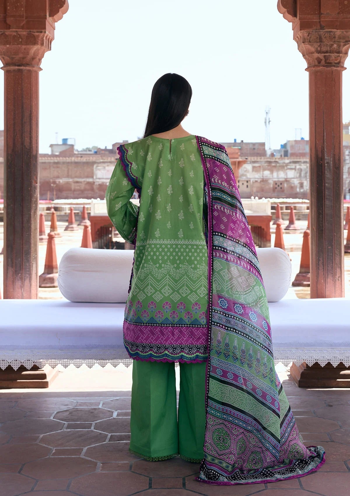 [ SUIT L ] - KAHF AANGAN LUXURY PRINT LAWN WITH CHIFFON DUPATTA 2026