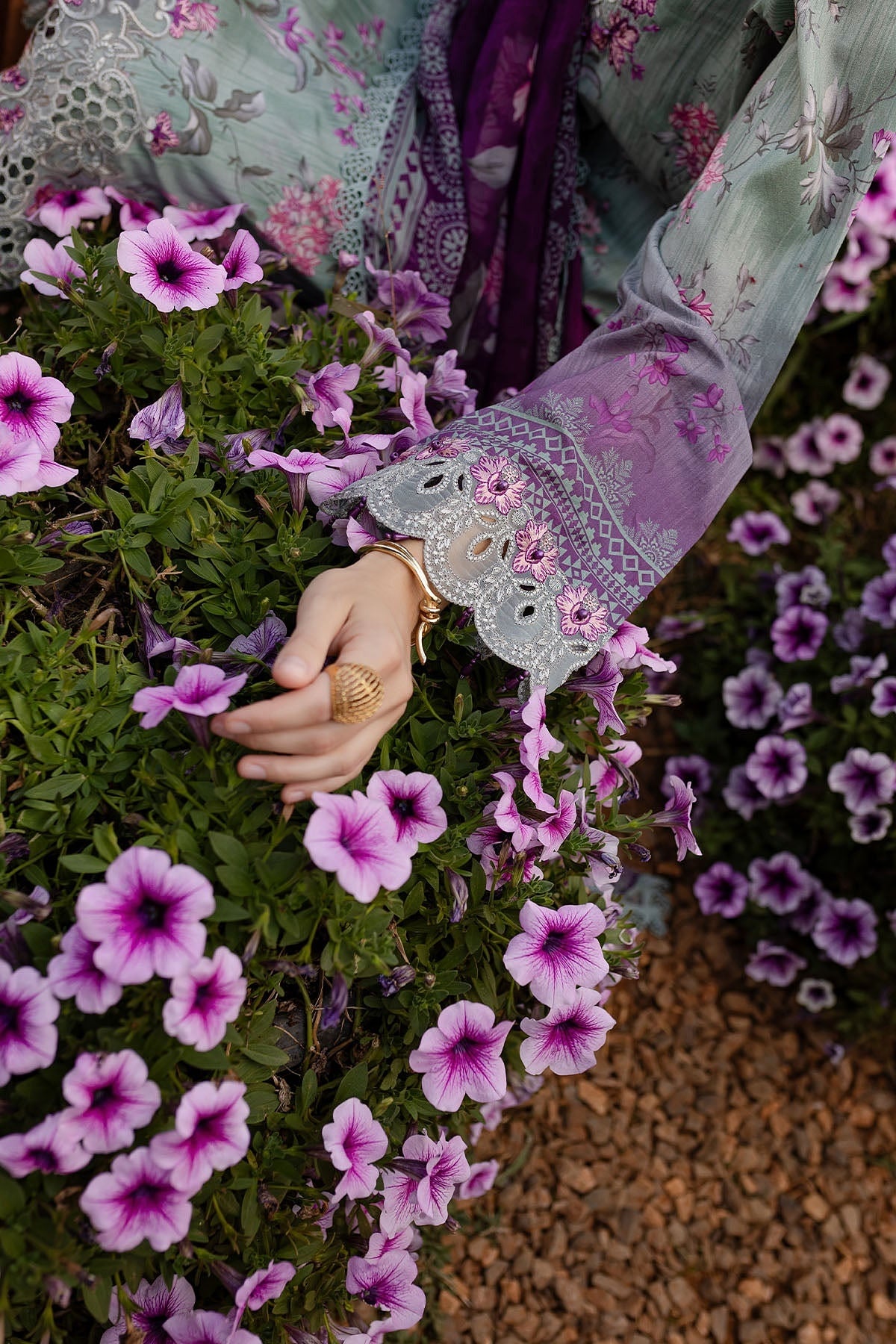 NUREH BLOOM LAWN PRINTED EMBROIDERED COLLECTION 2025