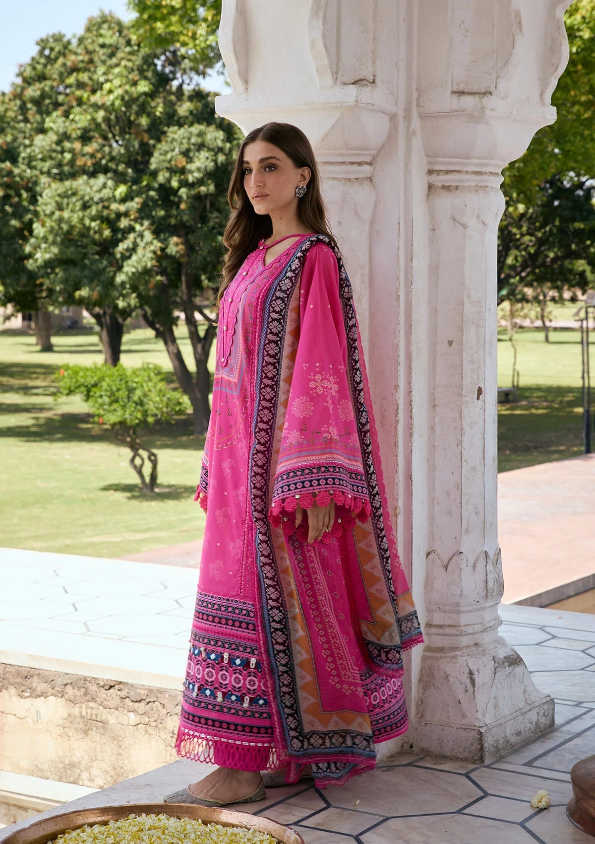 [ SUIT O ] - KAHF AANGAN LUXURY PRINT LAWN WITH CHIFFON DUPATTA 2026