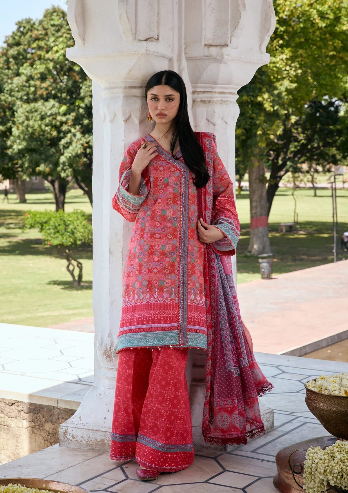 [ SUIT J ] - KAHF AANGAN LUXURY PRINT LAWN WITH CHIFFON DUPATTA 2026