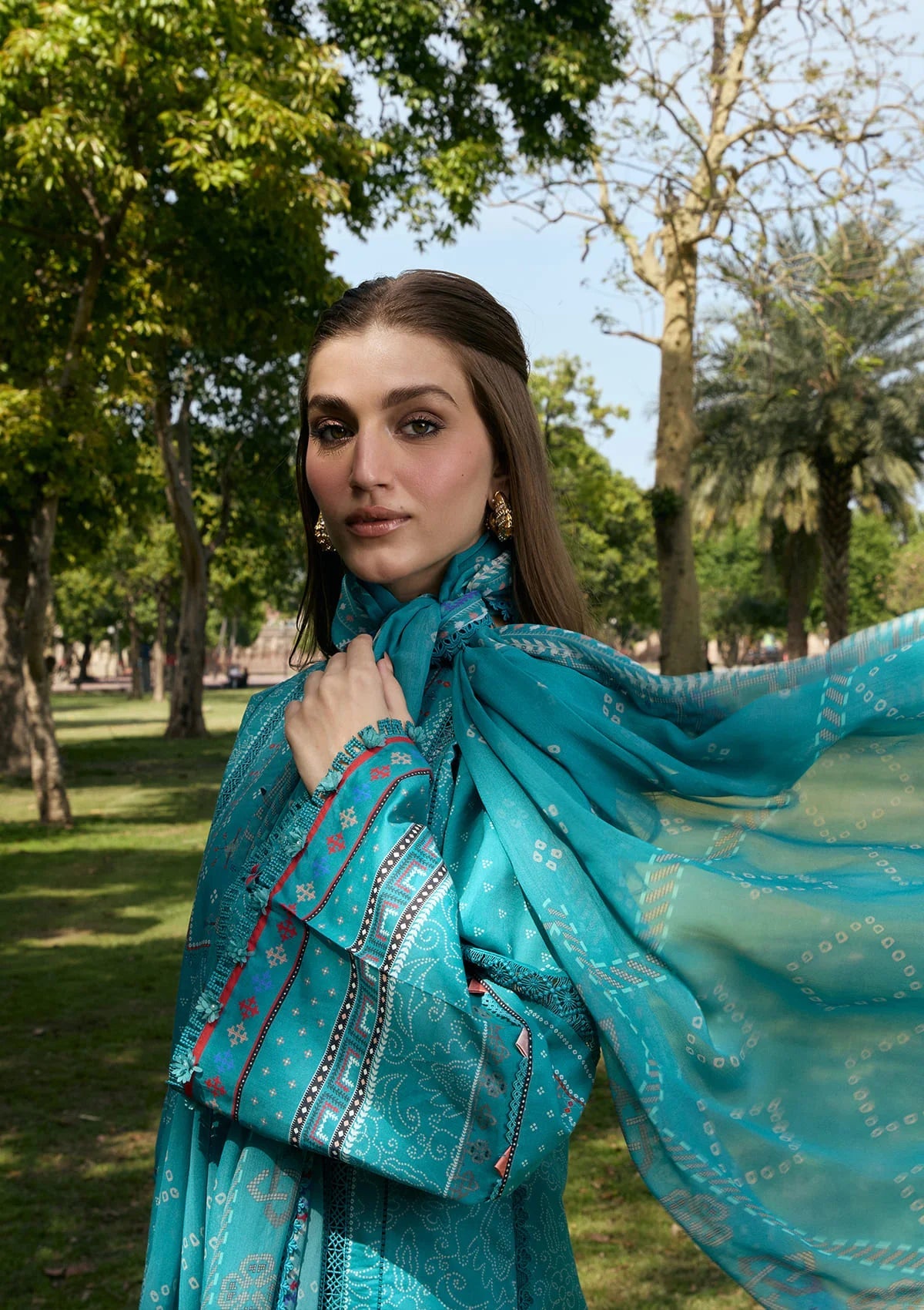 [ SUIT N ] - KAHF AANGAN LUXURY PRINT LAWN WITH CHIFFON DUPATTA 2026