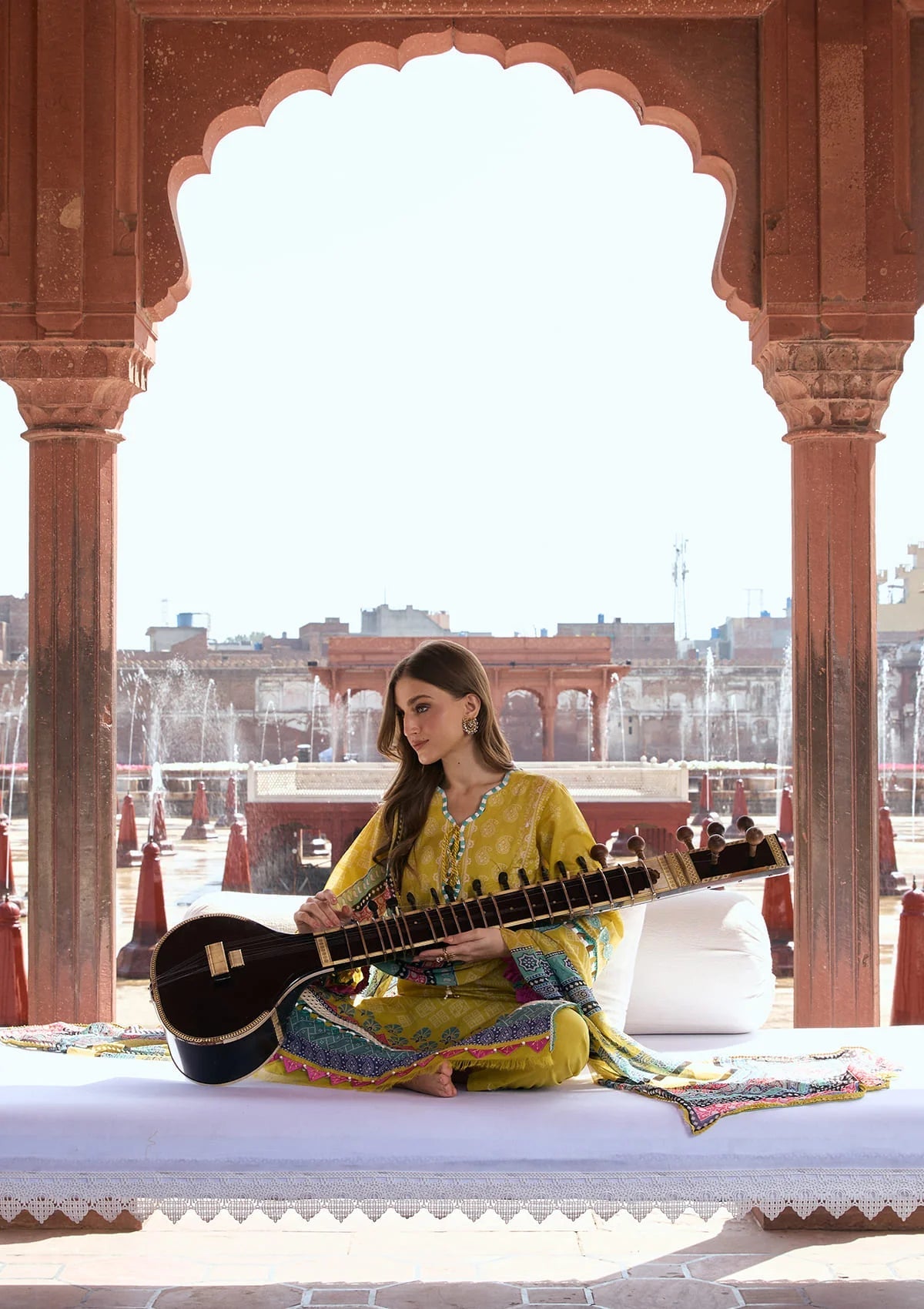 [ SUIT F ] - KAHF AANGAN LUXURY PRINT LAWN WITH CHIFFON DUPATTA 2026
