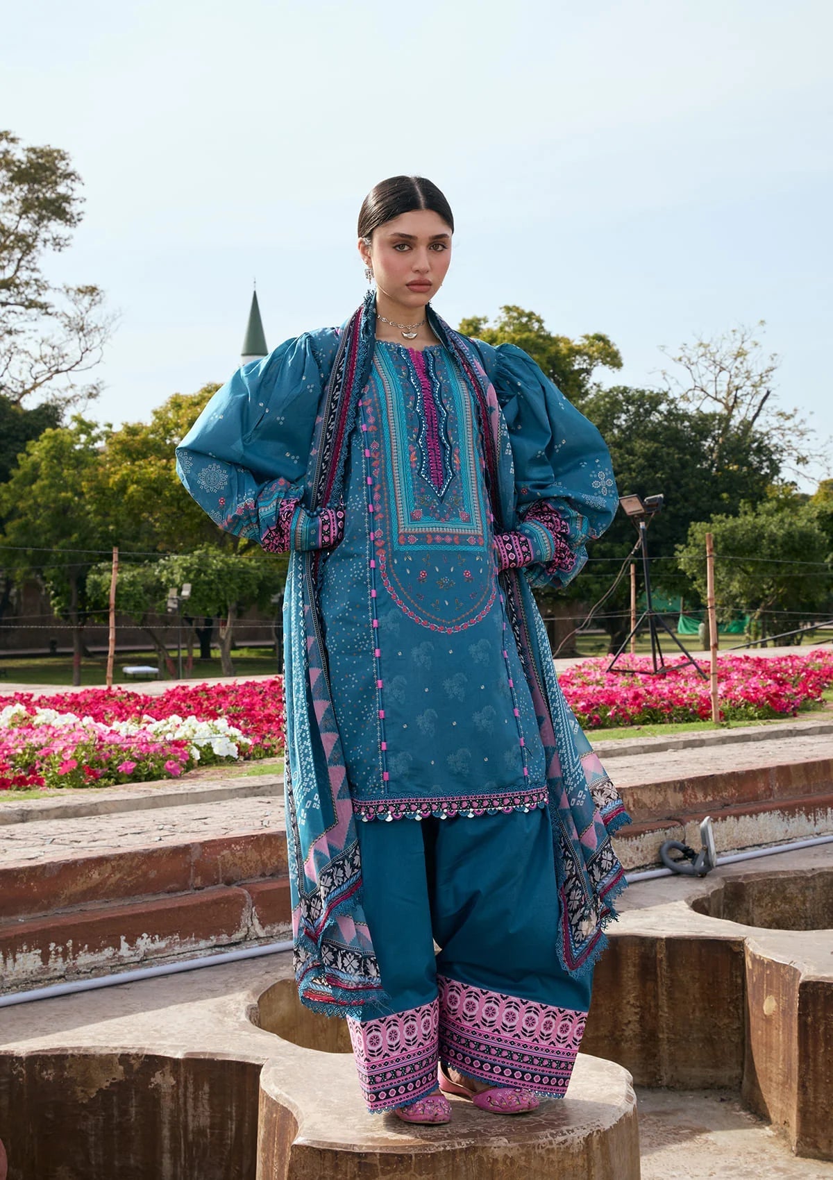[ SUIT M ] - KAHF AANGAN LUXURY PRINT LAWN WITH CHIFFON DUPATTA 2026