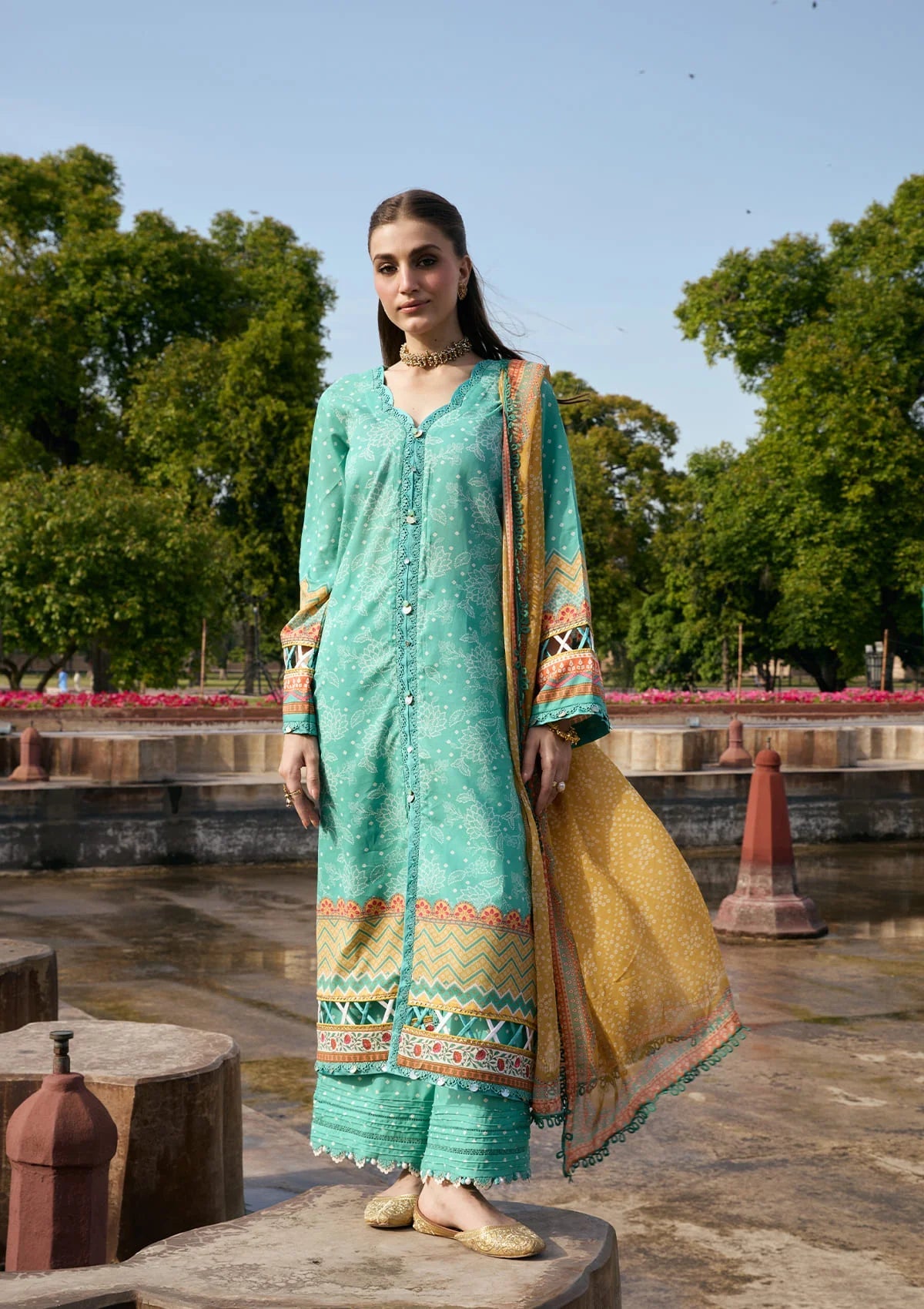 [ SUIT K ] - KAHF AANGAN LUXURY PRINT LAWN WITH CHIFFON DUPATTA 2026