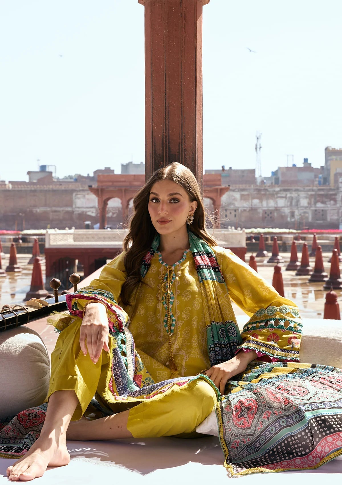[ SUIT F ] - KAHF AANGAN LUXURY PRINT LAWN WITH CHIFFON DUPATTA 2026