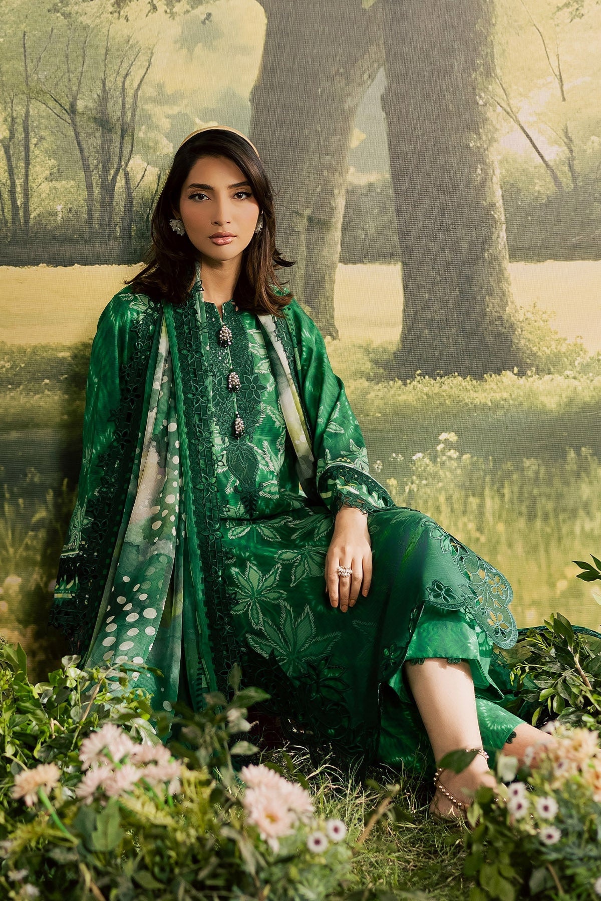 [ SUIT E ] - NUREH BLOOM LAWN EMBROIDERED AND PRINTED DORIYA COLLECTION 2026