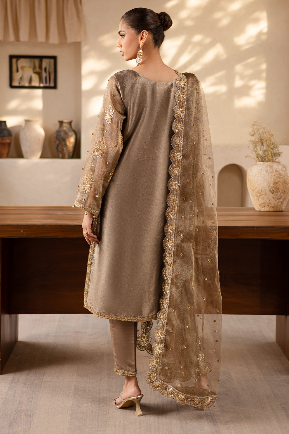 EMAAN ADEEL NOORE FESTIVE FORMALS COLLECTION 2025