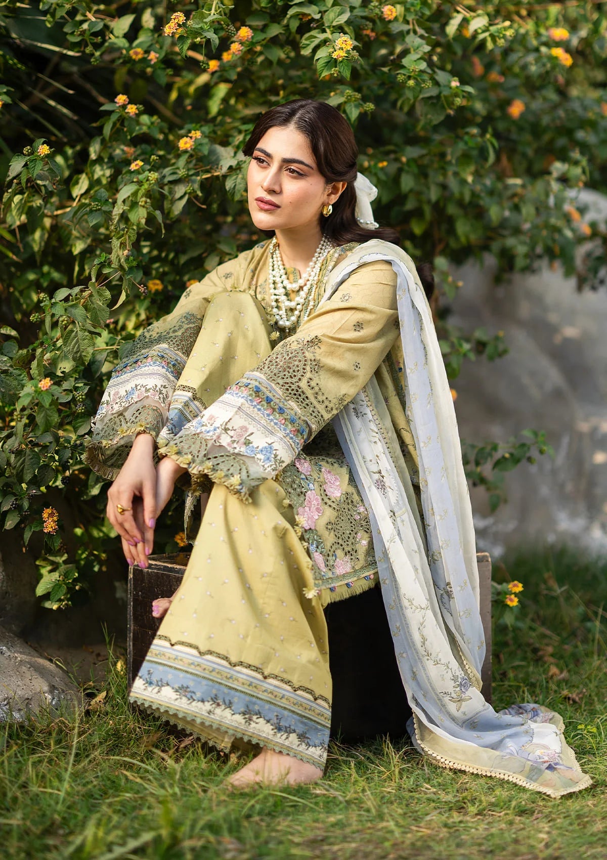 [ SUIT L ] - ELAF CHIKANKARI PRINTS WITH CHIFFON DUPATTA 2026