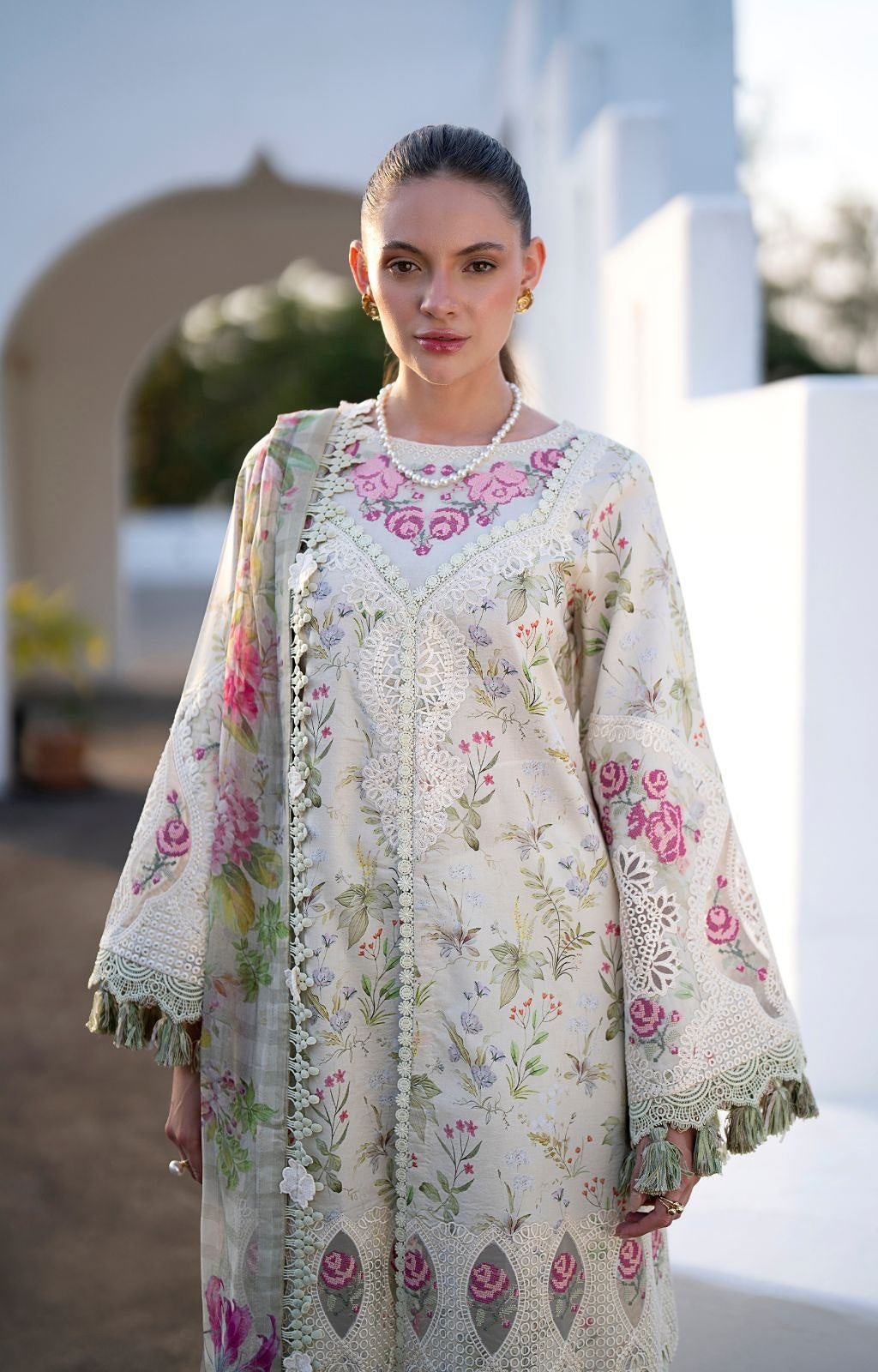 ALIF AJR PRITKARI LAWN EMBROIDERED 2025