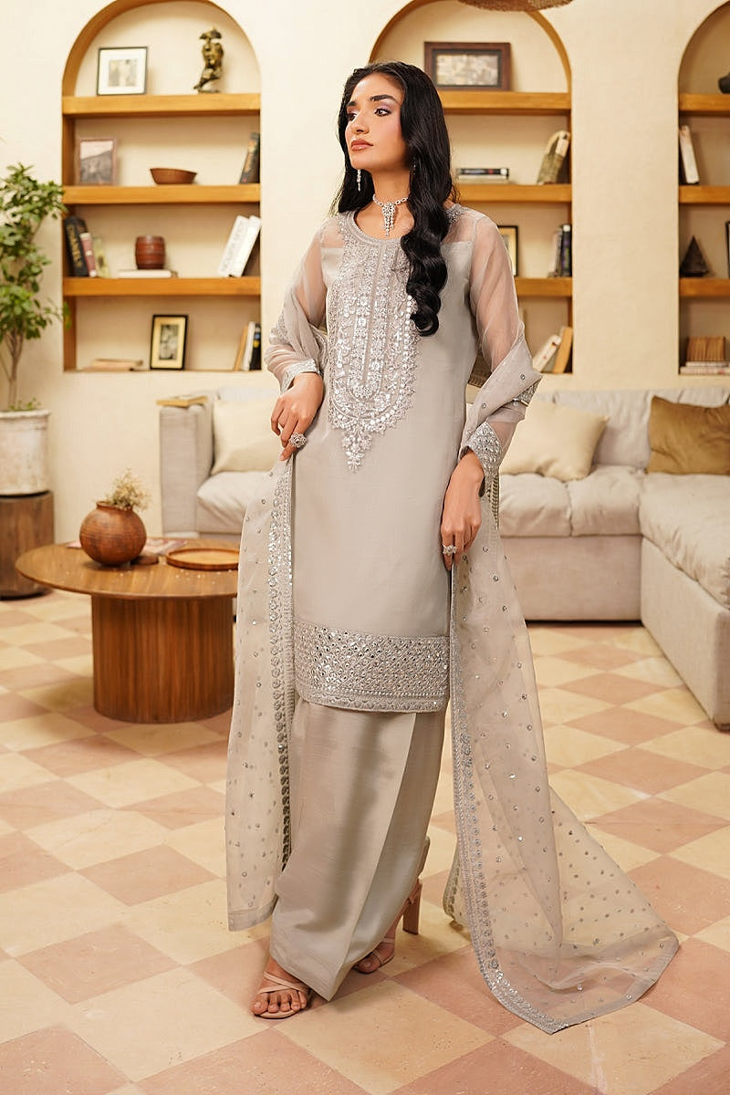 MARYAM'S NOIR LUXE PRET 2025