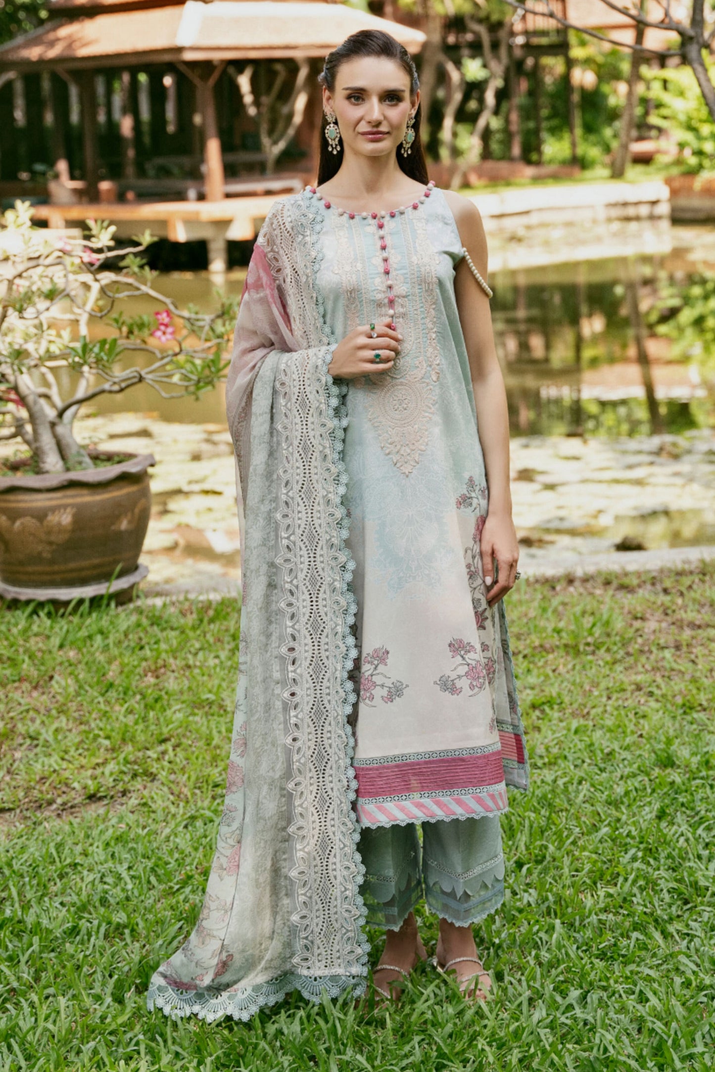 JADE NEEDLE WONDER SUMMER LAWN EMBROIDERED 2024 🌸🌸🌸