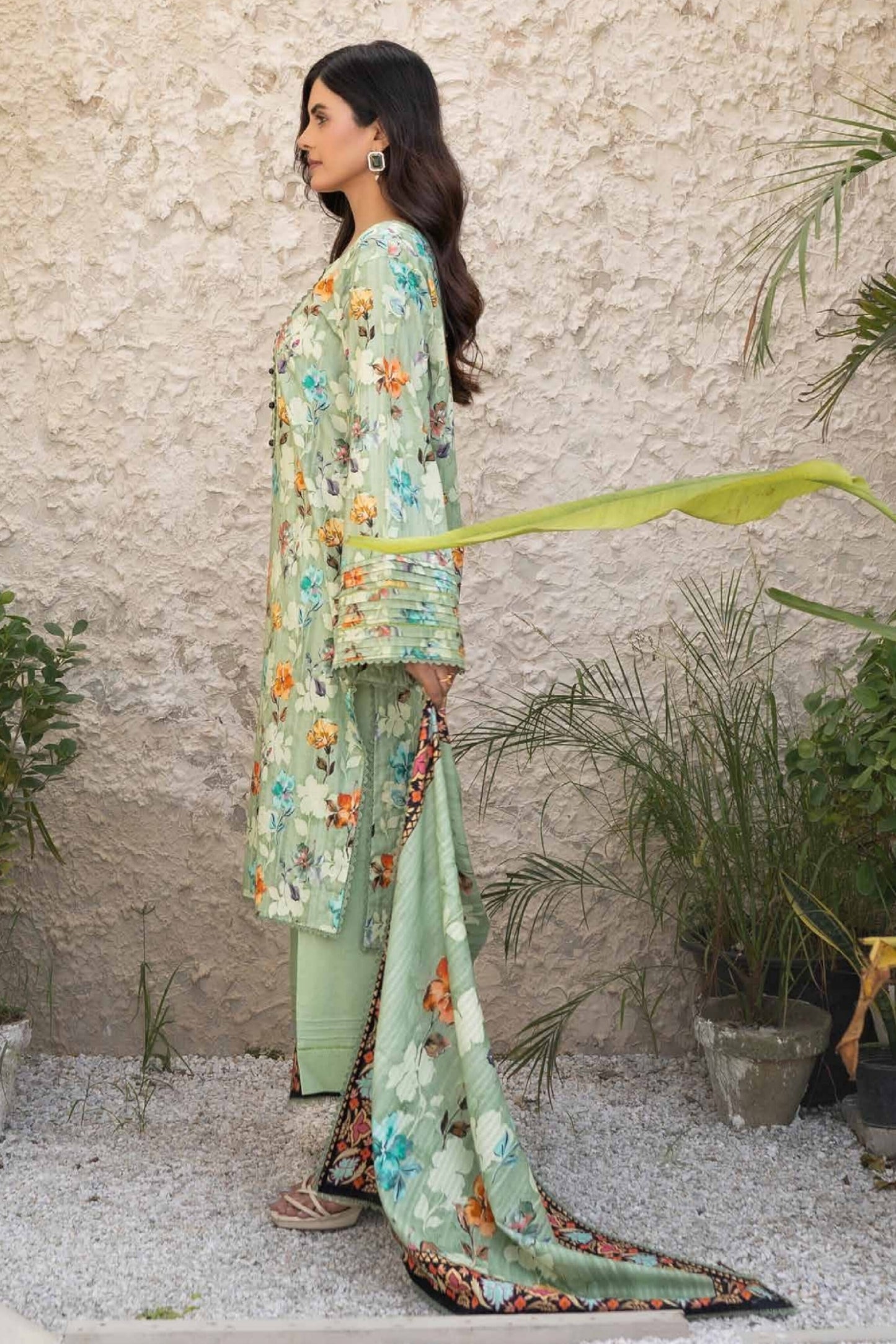 FIRDOUS RESHAM LINEN COLLECTION 24