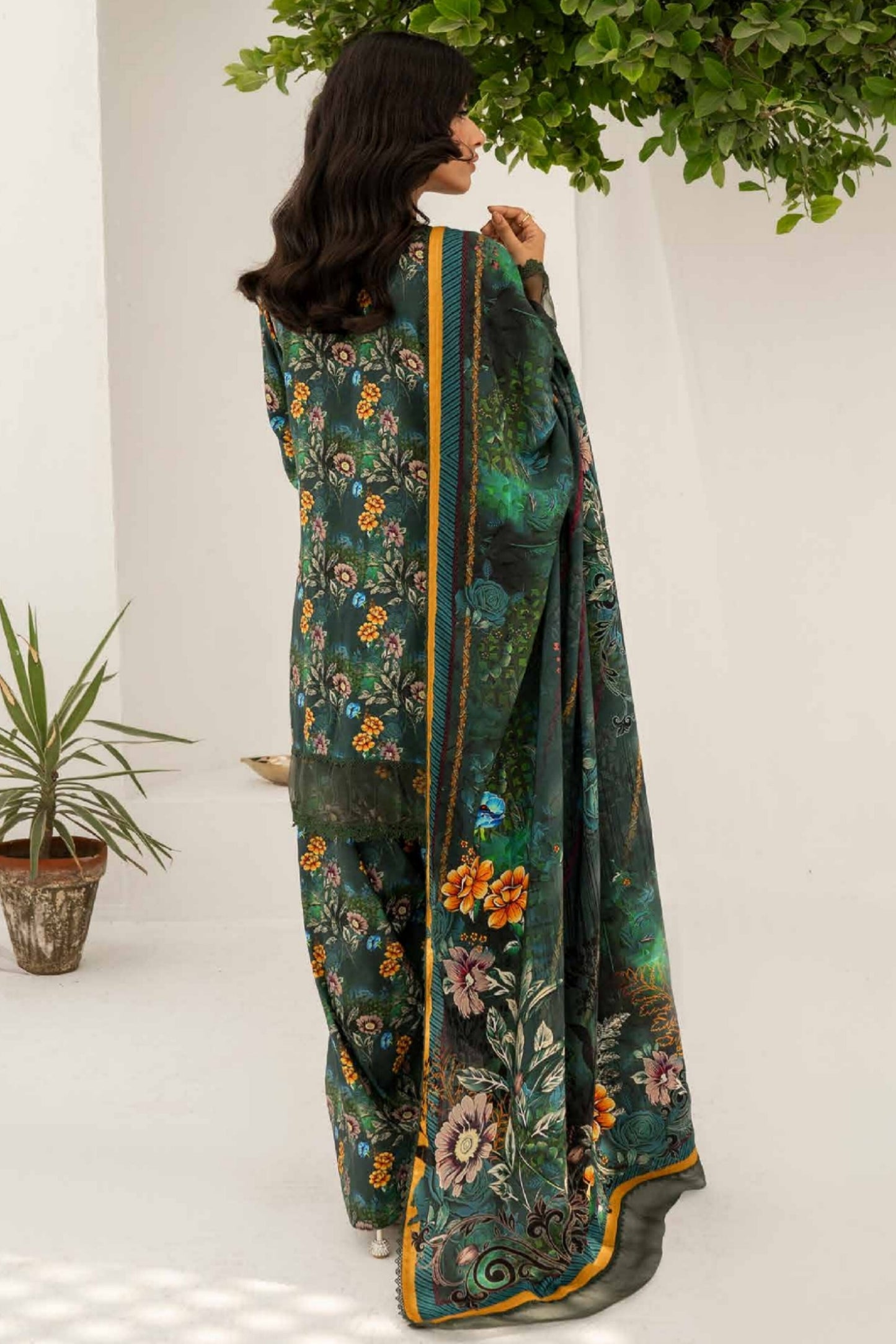 FIRDOUS RESHAM LINEN COLLECTION 24