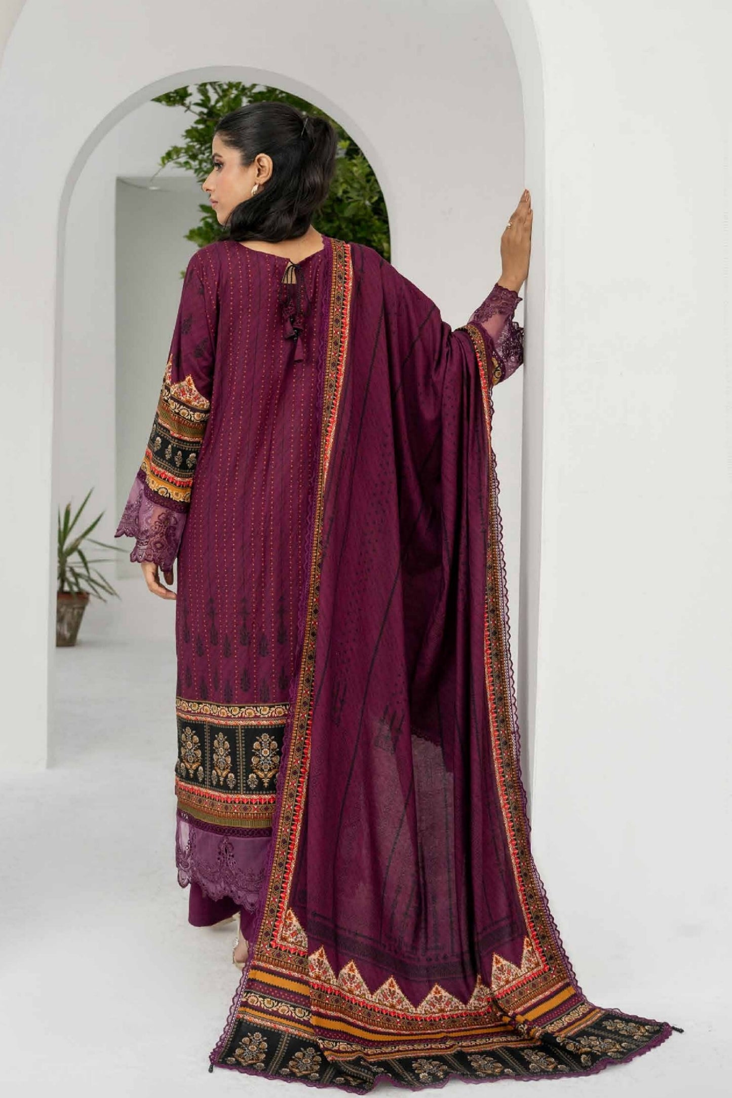 FIRDOUS RESHAM LINEN COLLECTION 24