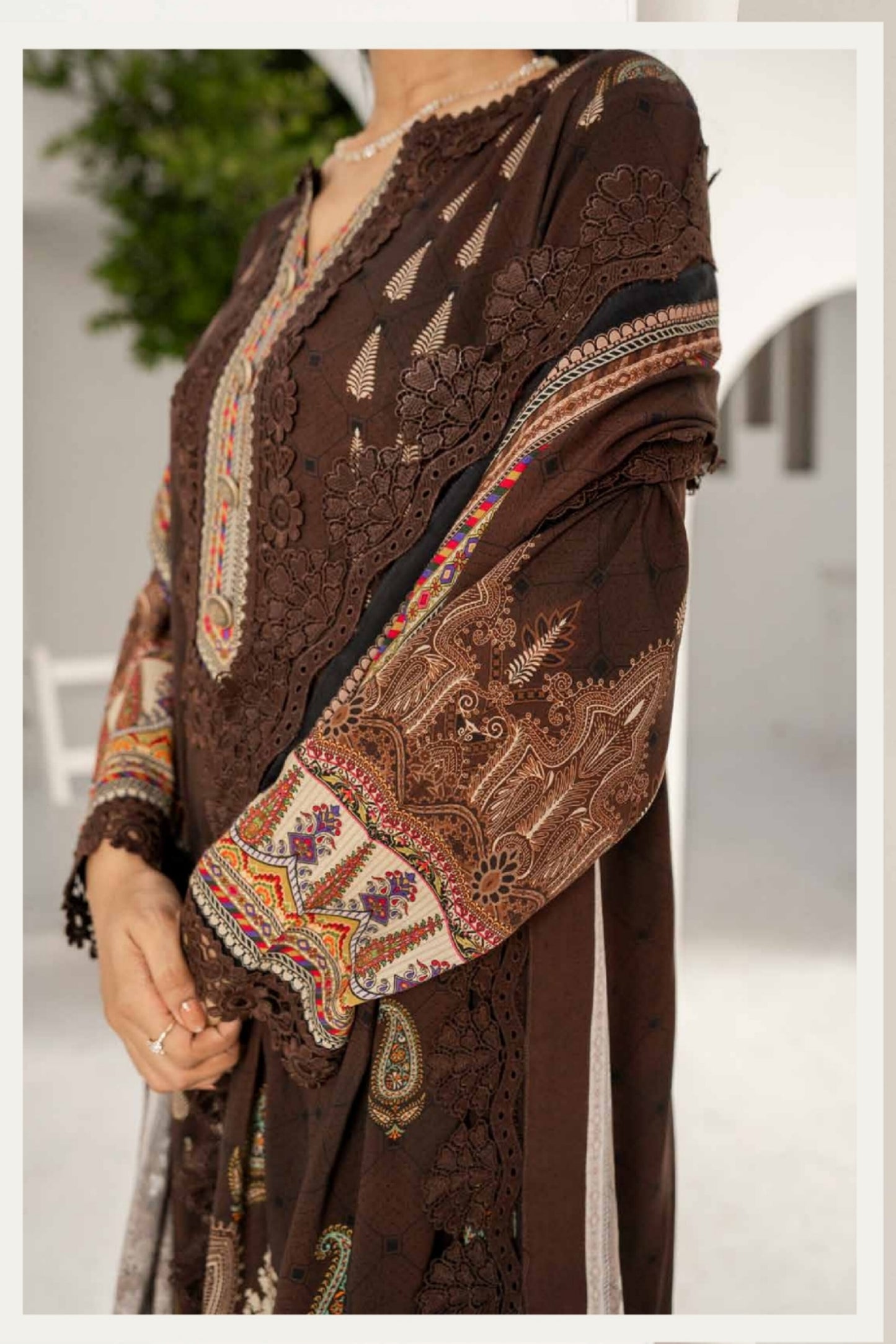 FIRDOUS RESHAM LINEN COLLECTION 24