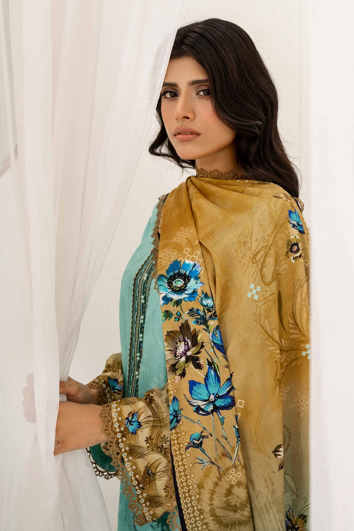 FIRDOUS RESHAM LINEN COLLECTION 24