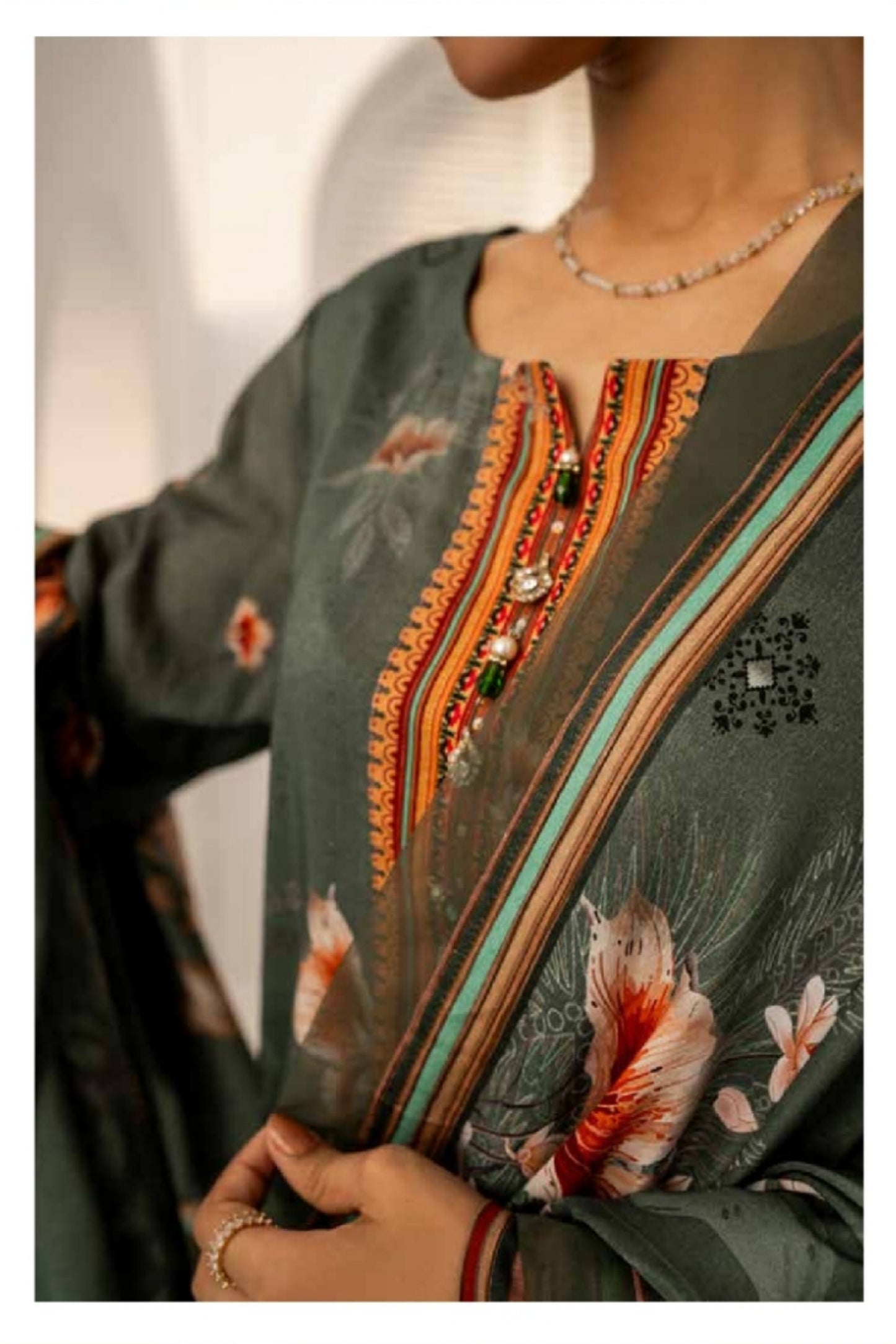 FIRDOUS RESHAM LINEN COLLECTION 24