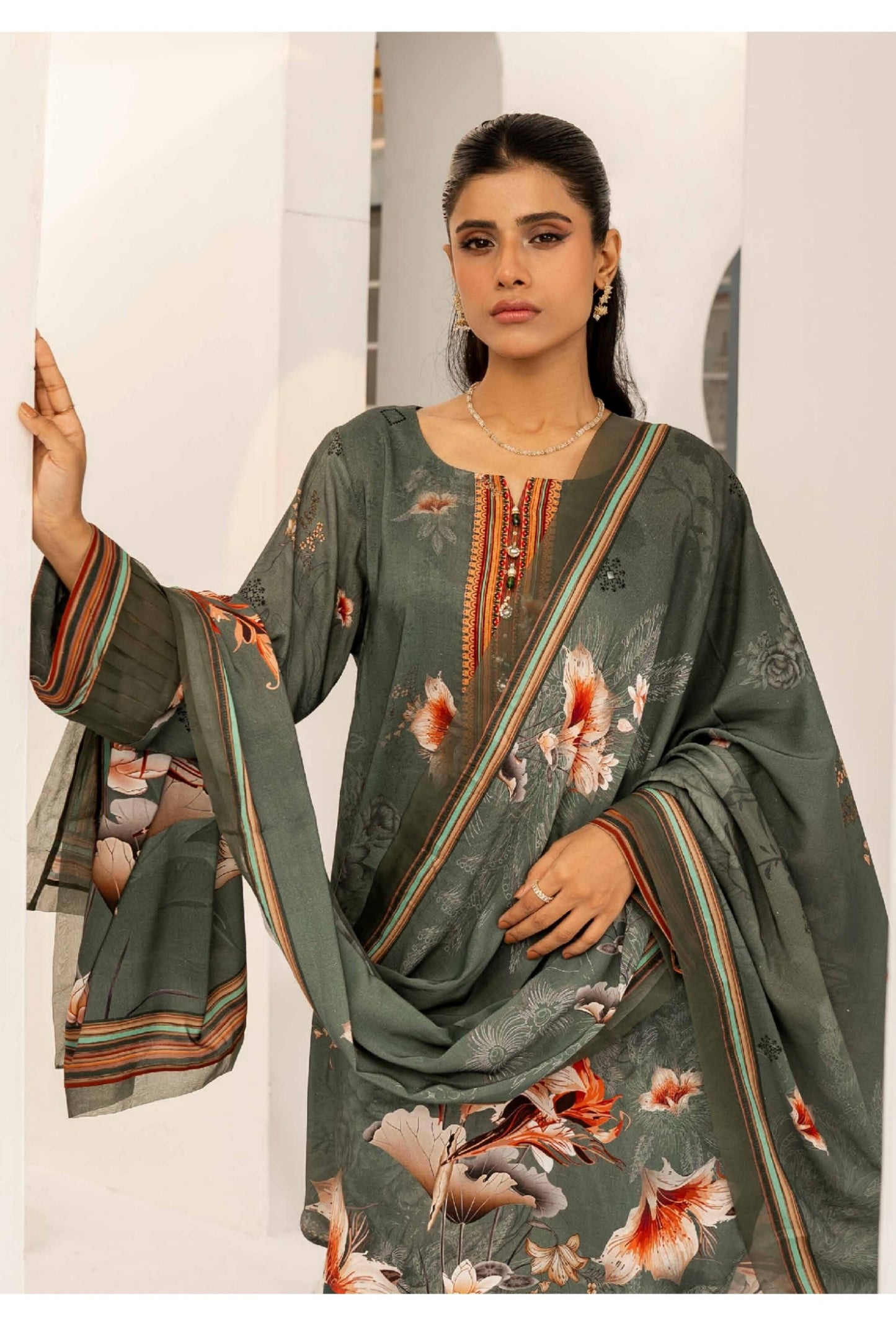 FIRDOUS RESHAM LINEN COLLECTION 24