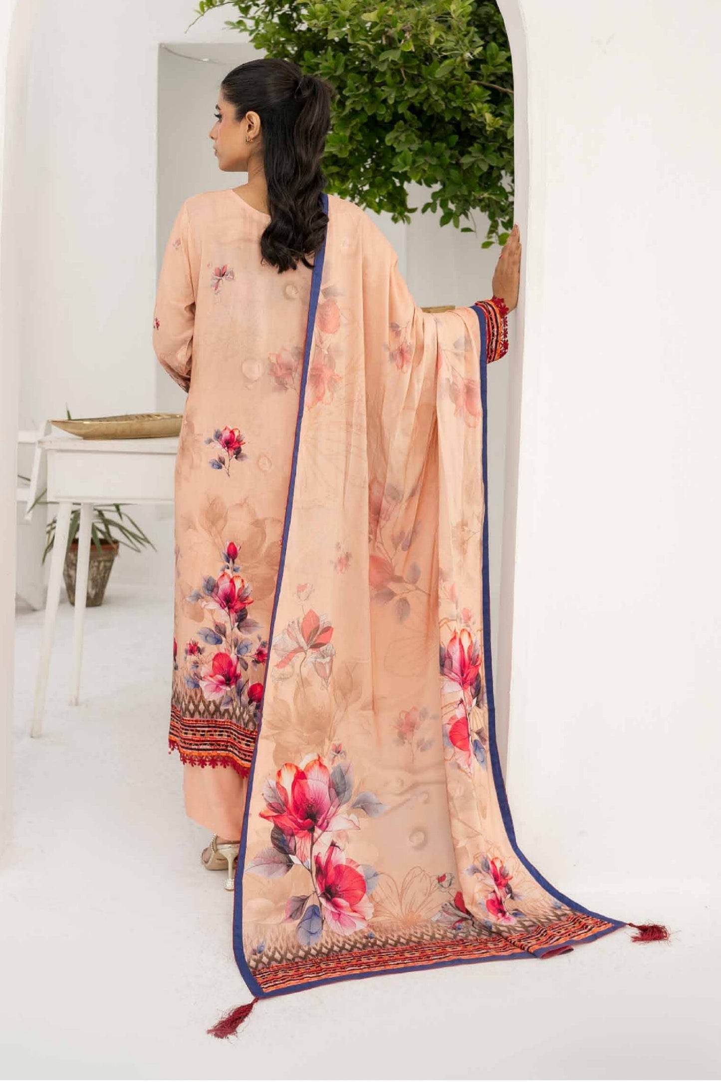 FIRDOUS RESHAM LINEN COLLECTION 24