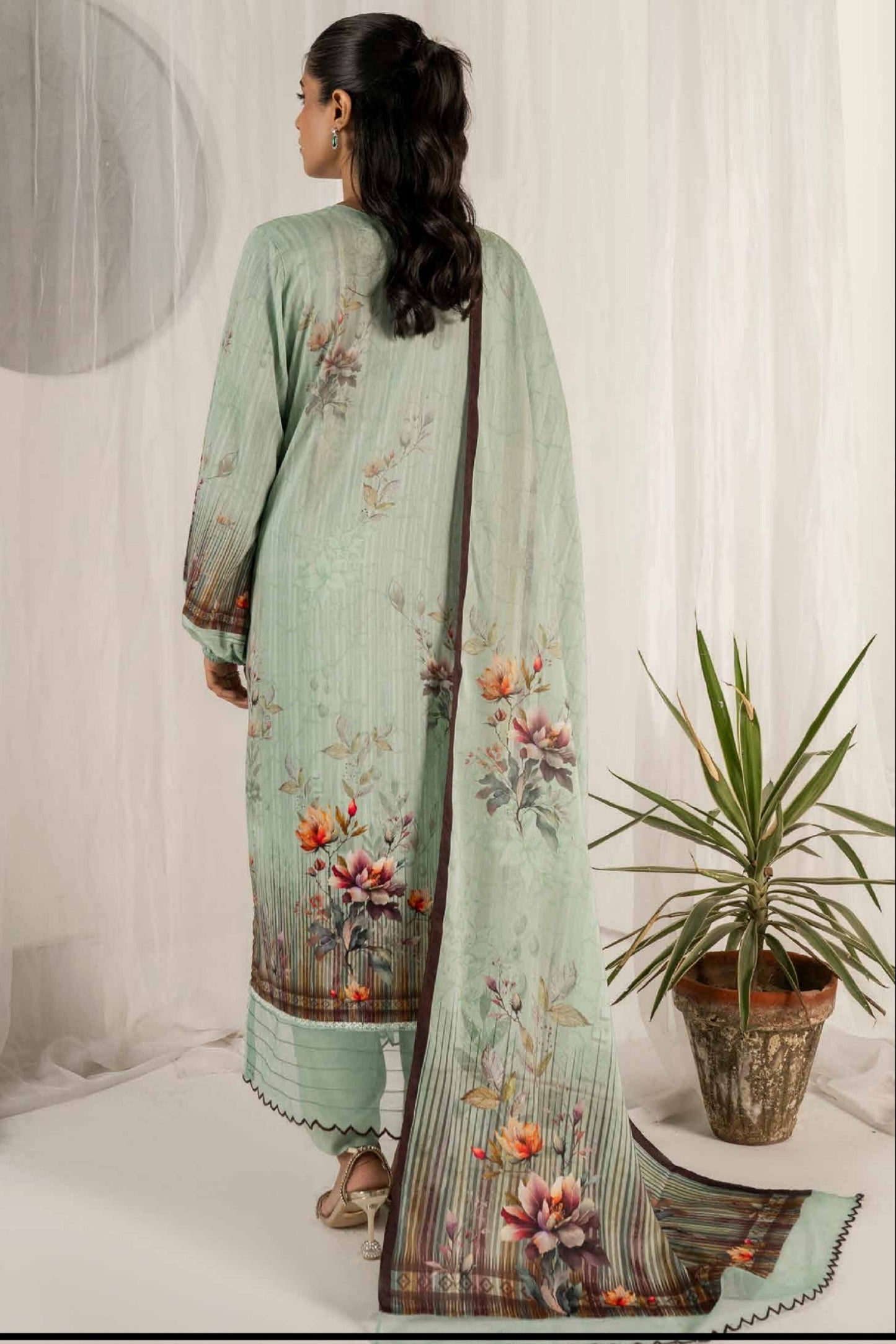 FIRDOUS RESHAM LINEN COLLECTION 24