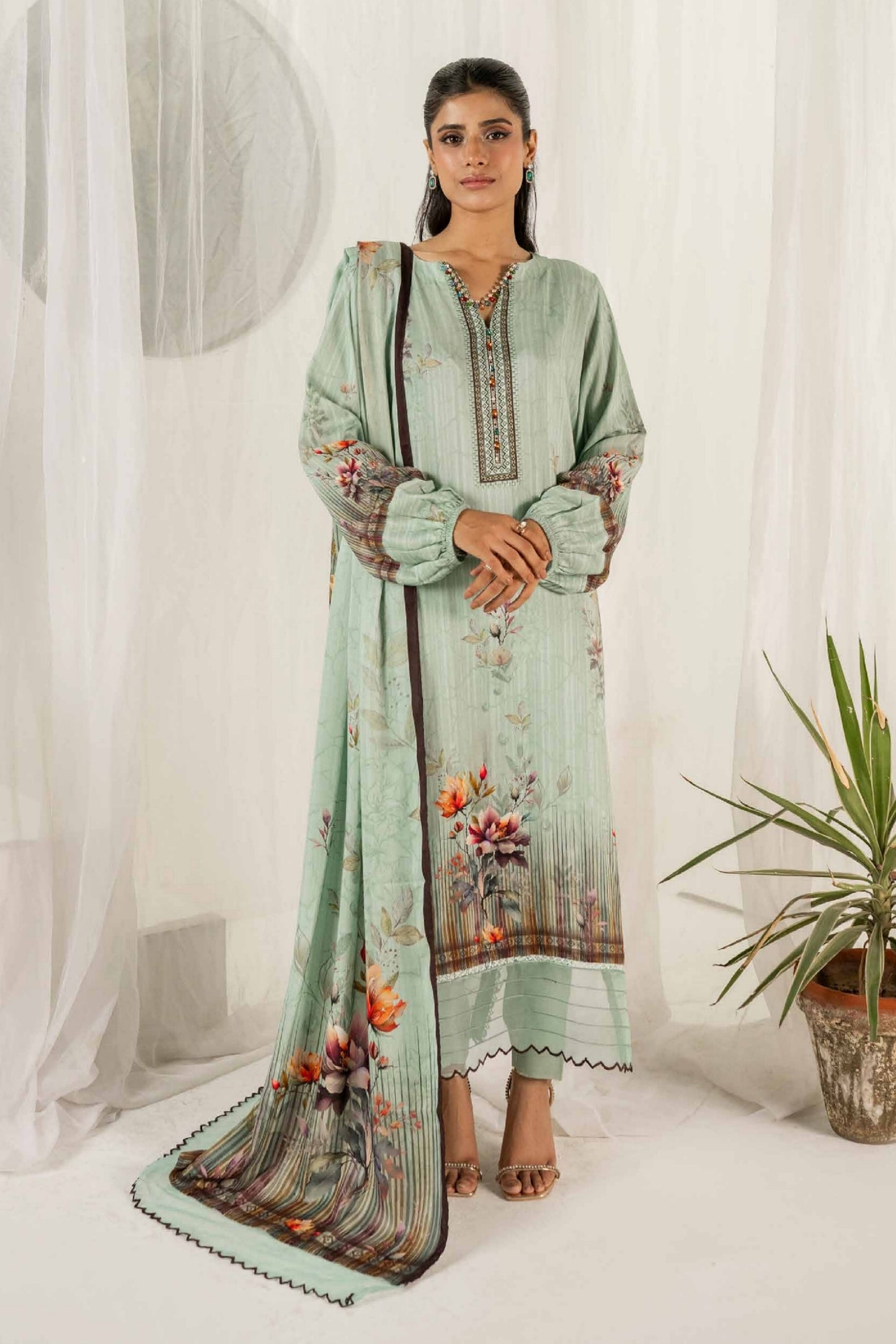 FIRDOUS RESHAM LINEN COLLECTION 24