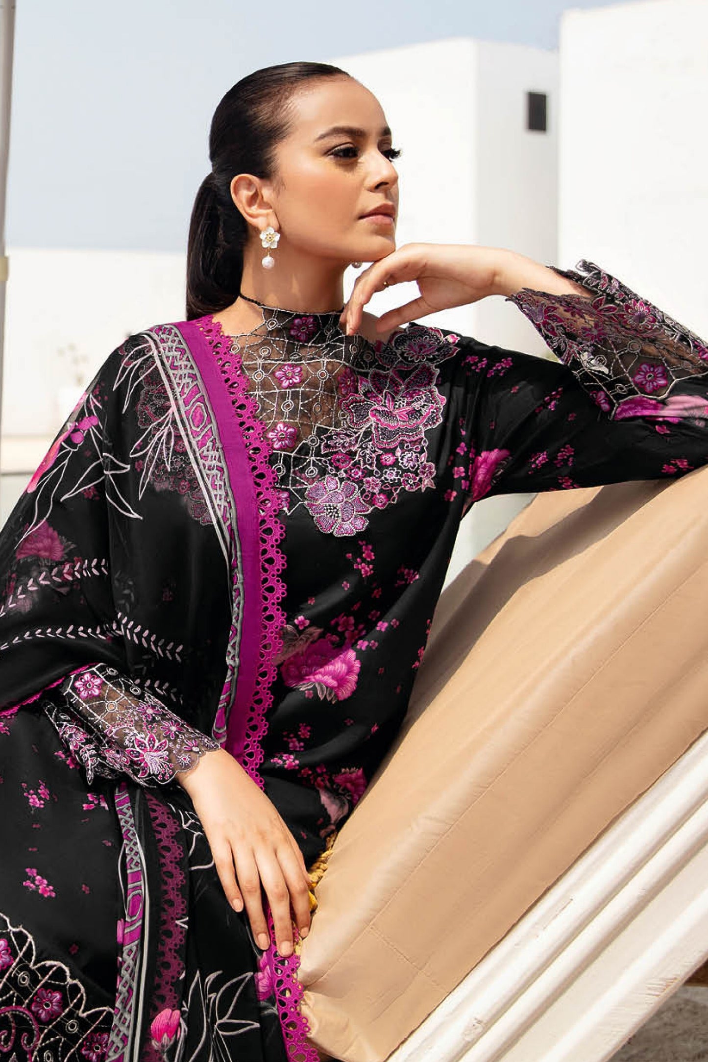 RAMSHA RANGREZ LUXURY LAWN VOL 6 2025