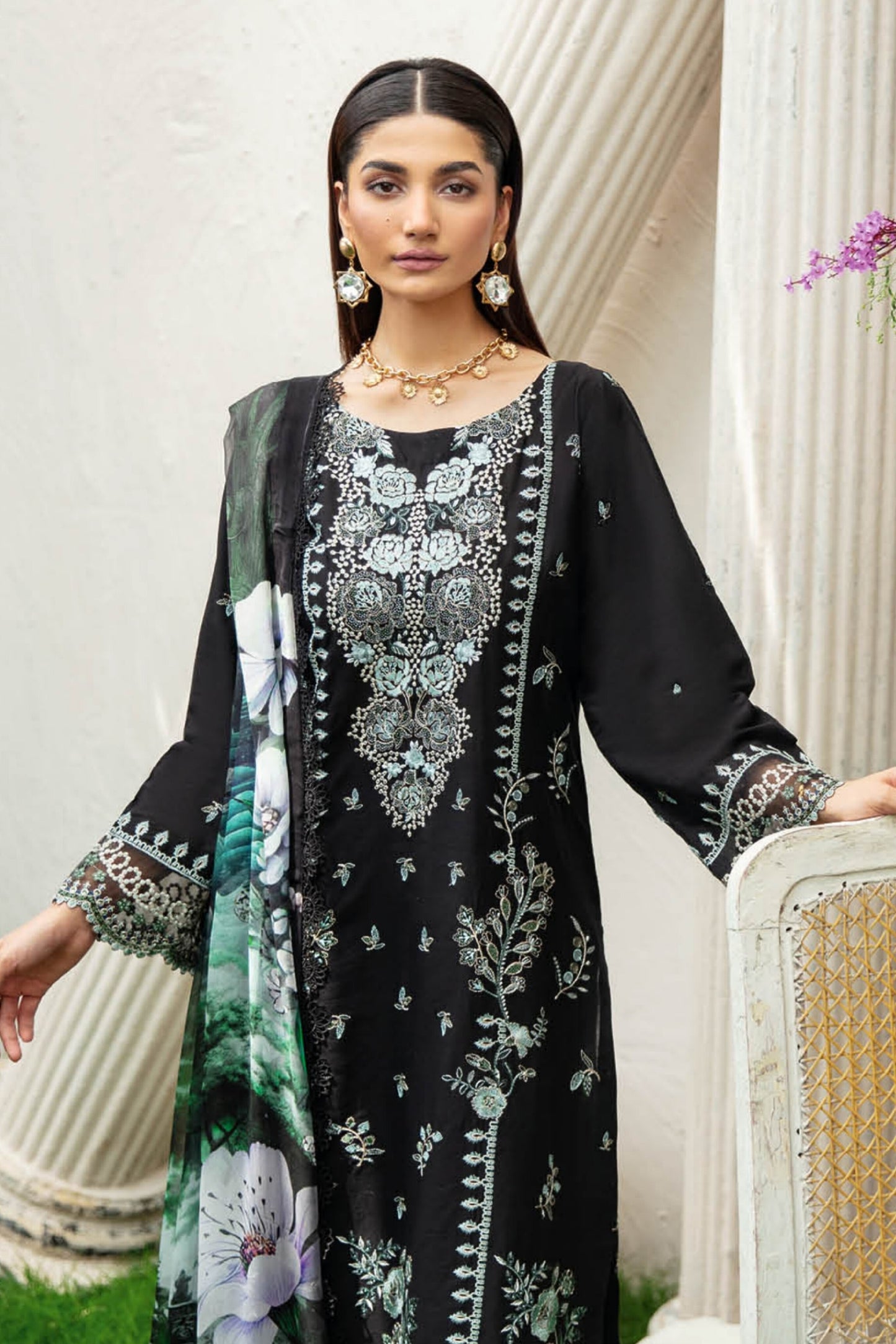 RAMSHA RIWAYAT LUXURY LAWN VOL 10 2025