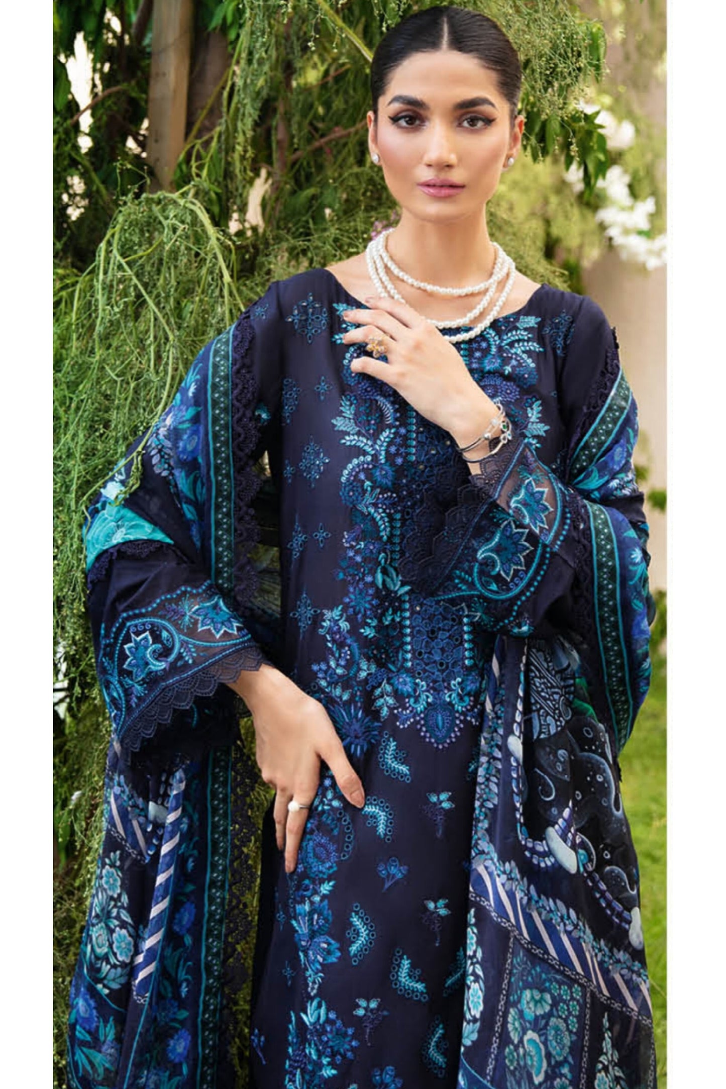 RAMSHA RIWAYAT LUXURY LAWN VOL 10 2025