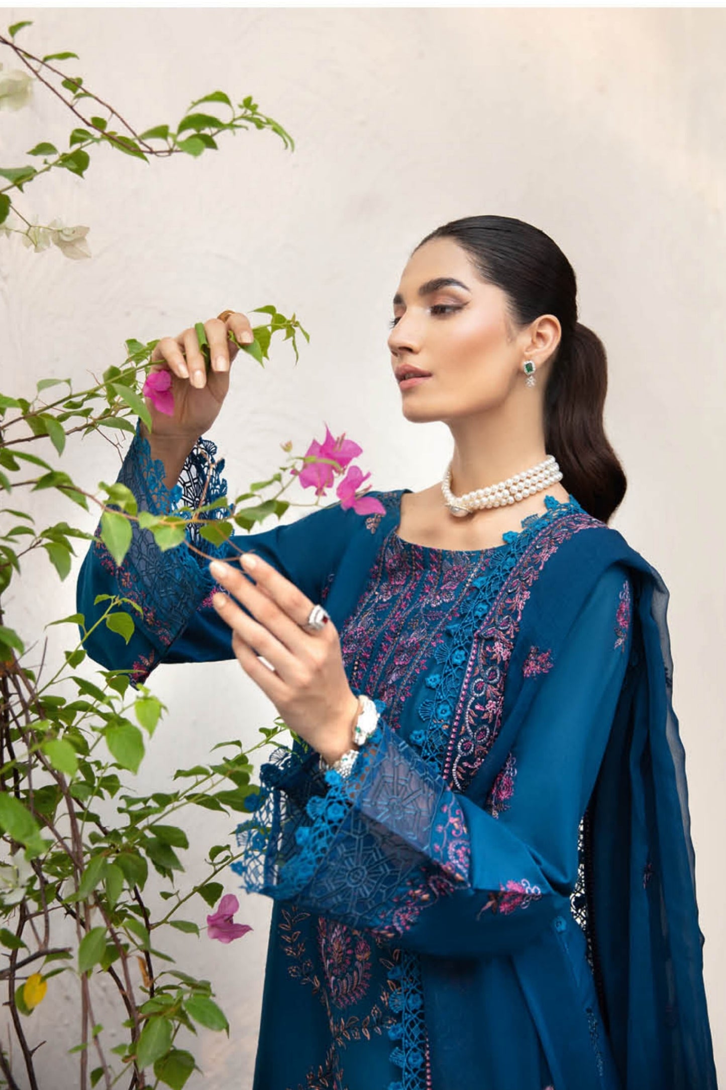 RAMSHA RIWAYAT LUXURY LAWN VOL 10 2025