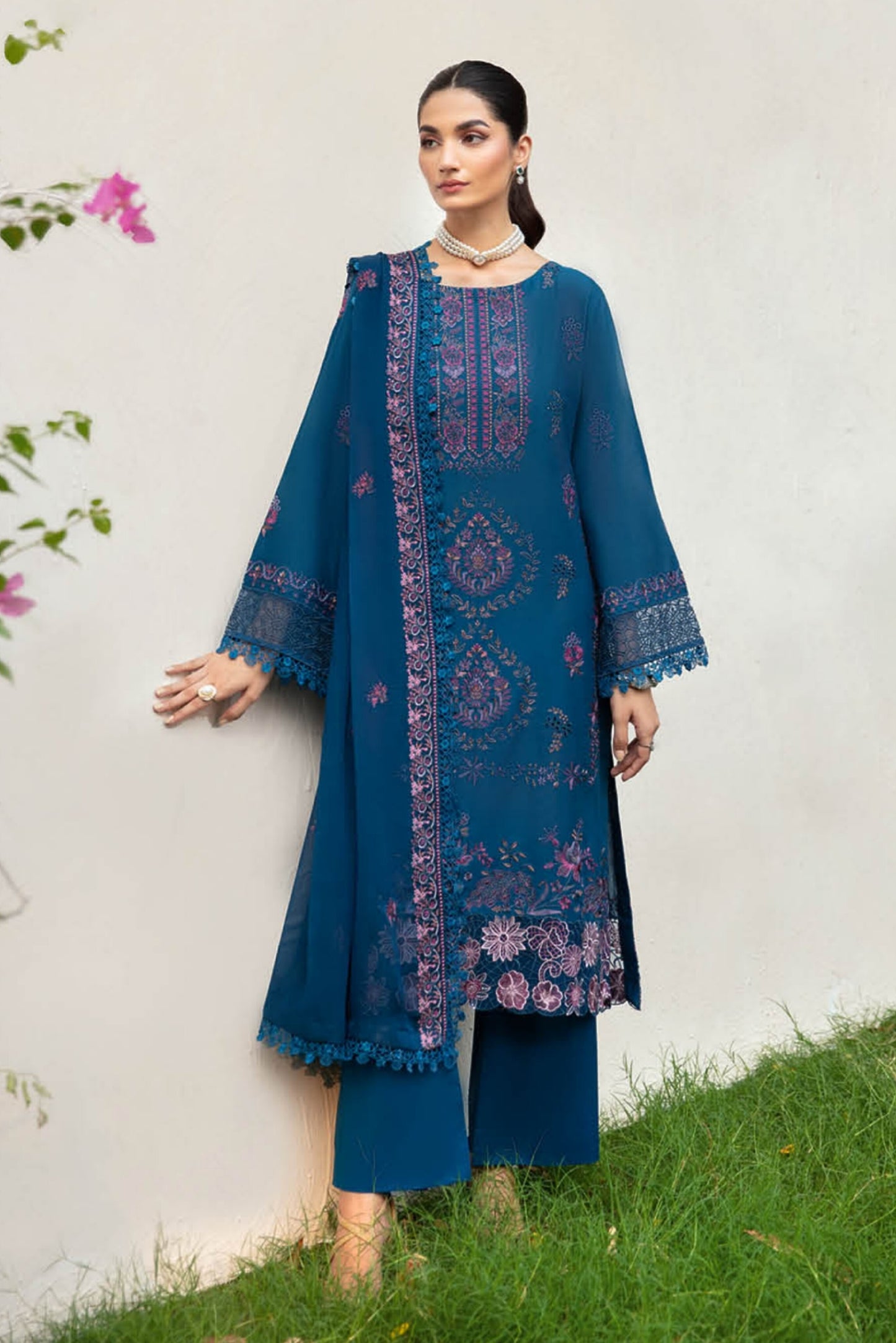 RAMSHA RIWAYAT LUXURY LAWN VOL 10 2025