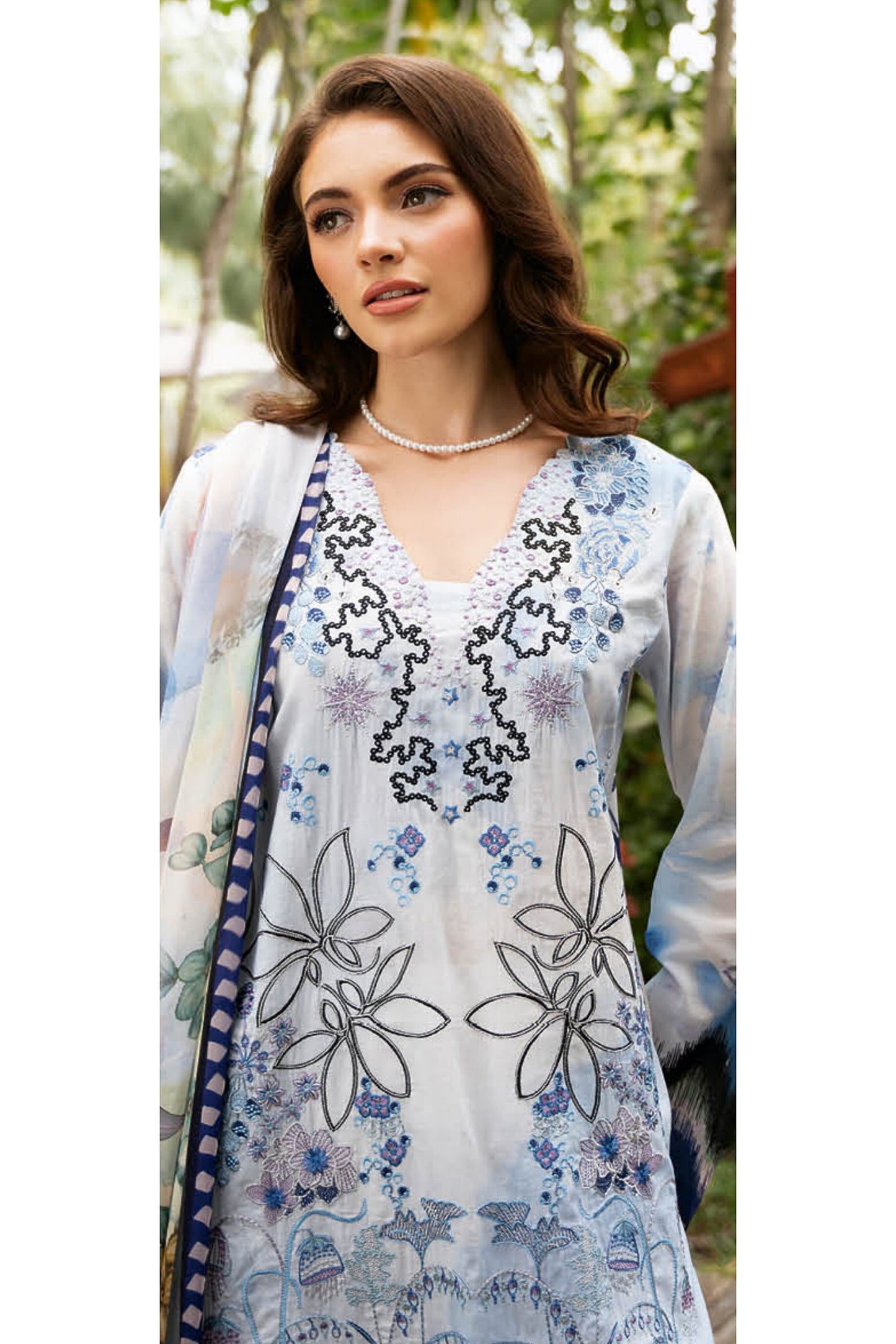 RAMSHA RIWAYAT LUXURY LAWN VOL 11 2025