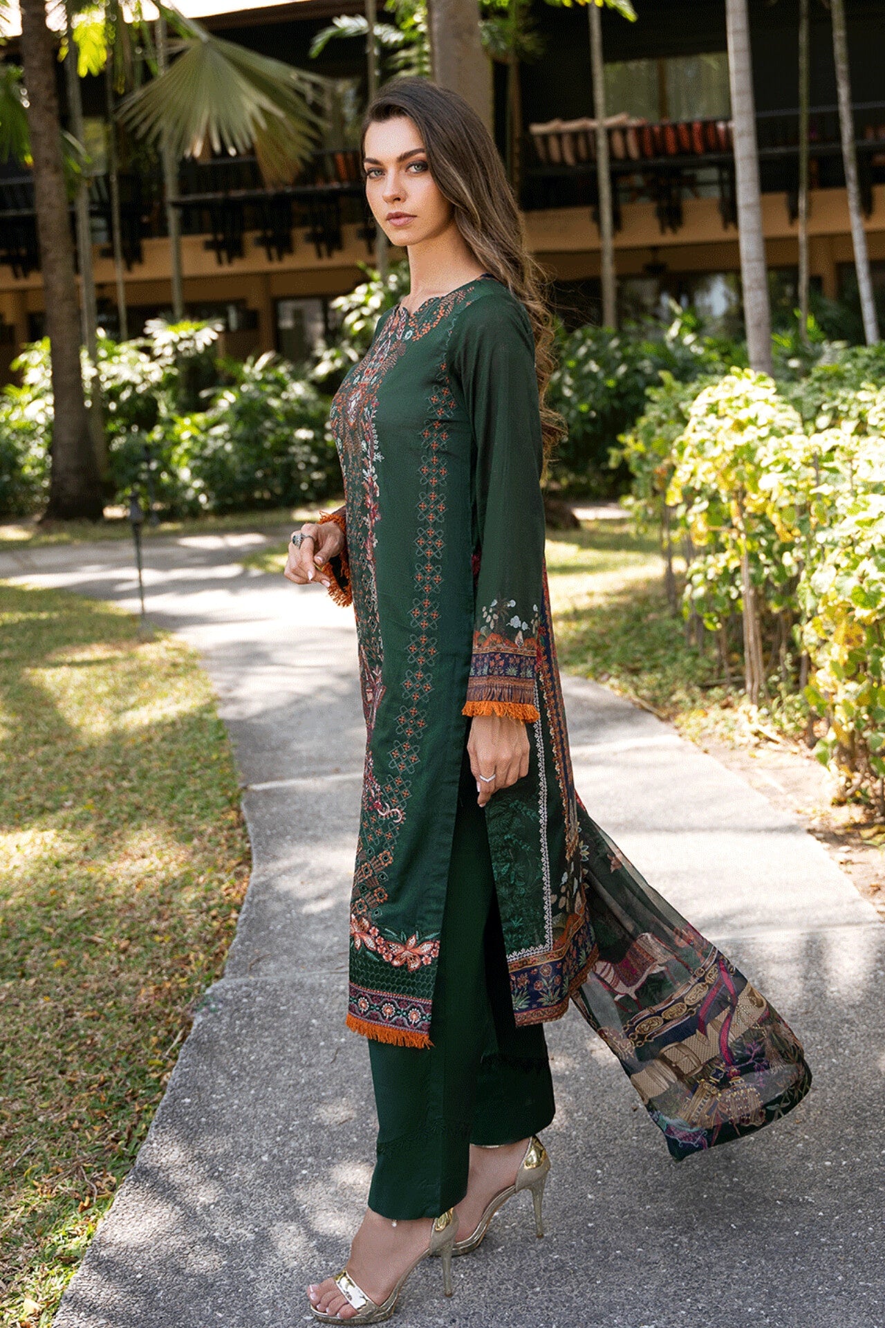 RAMSHA RIWAYAT LUXURY LAWN VOL 11 2025 *