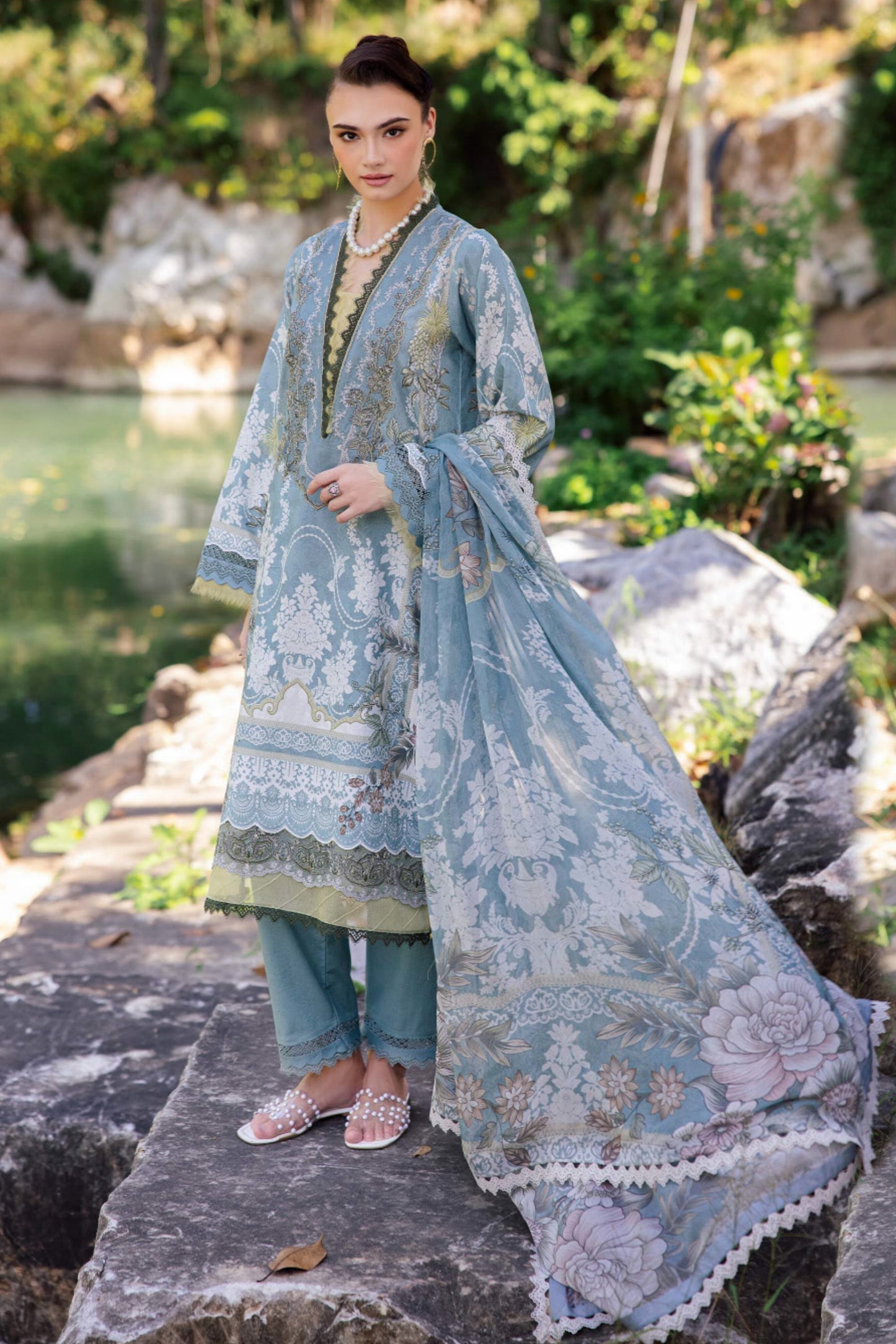 JADE BLISS LAWN EMBROIDERED SS 2025