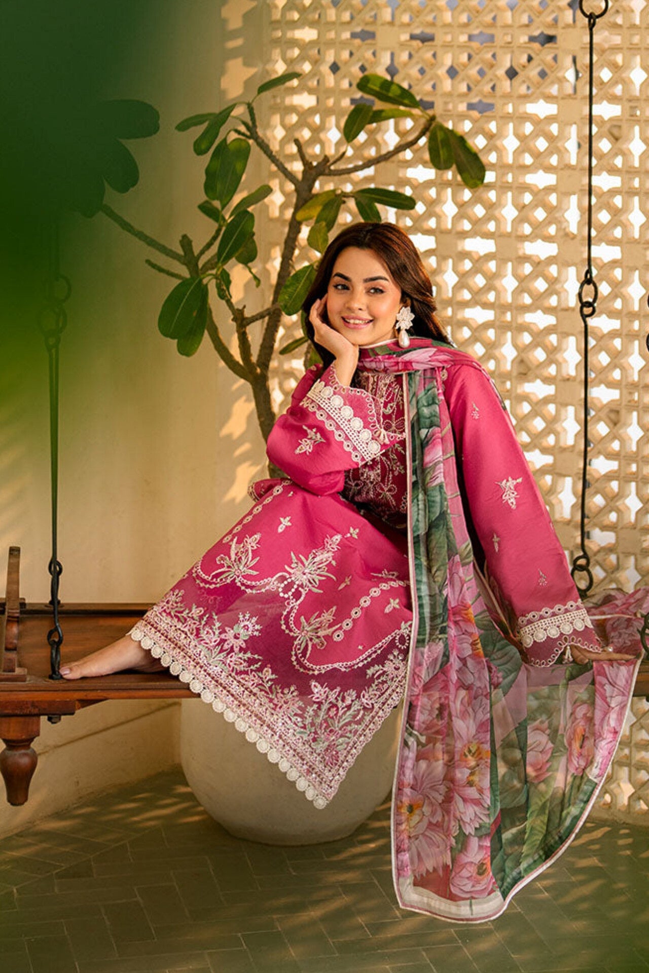 ROHEENAZ AASHIYANA LUXURY LAWN 25