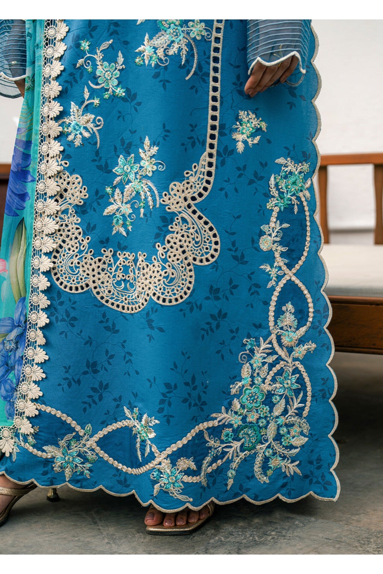 ROHEENAZ AASHIYANA LUXURY LAWN 25