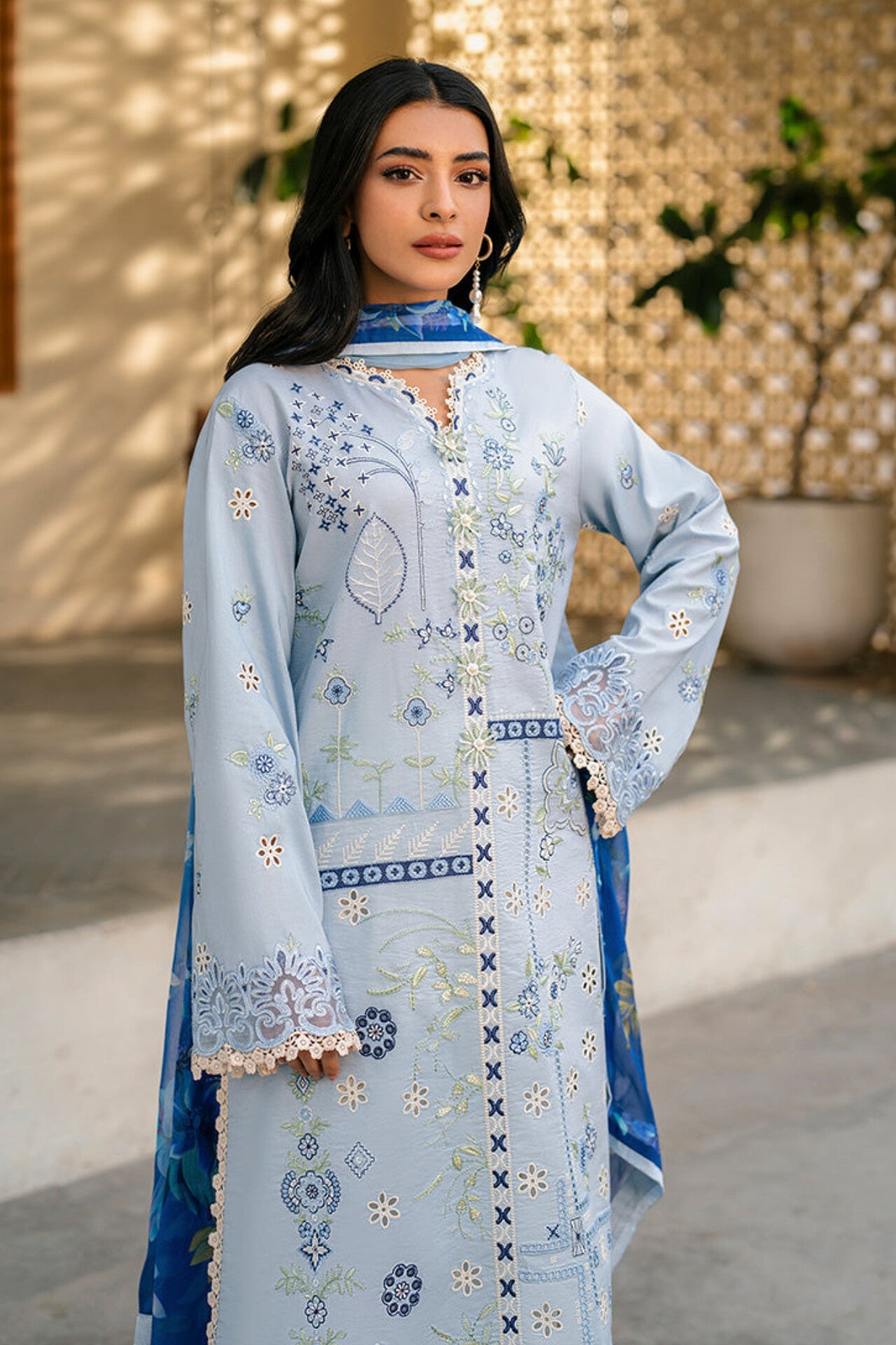 ROHEENAZ AASHIYANA LUXURY LAWN 25