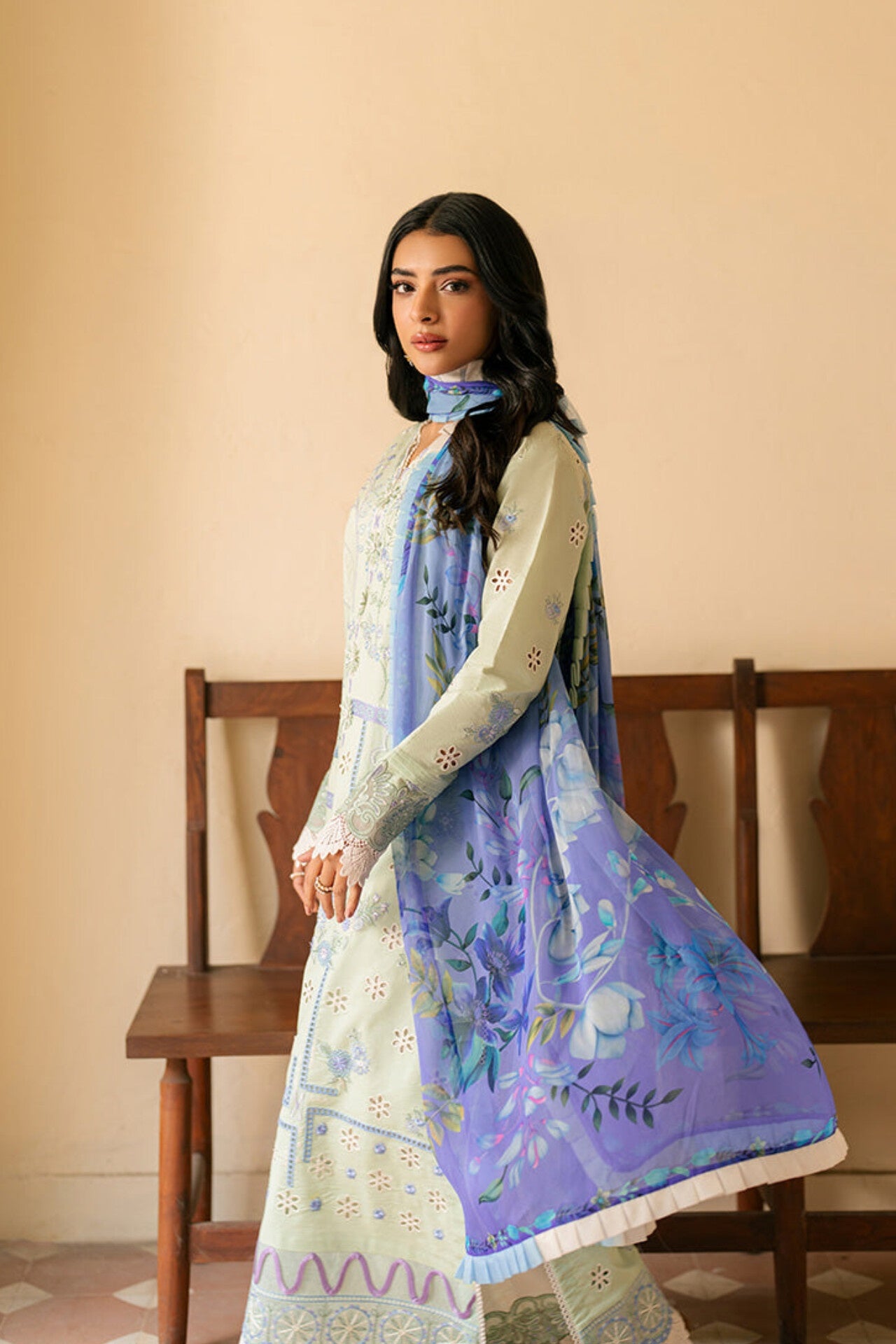 ROHEENAZ AASHIYANA LUXURY LAWN 25