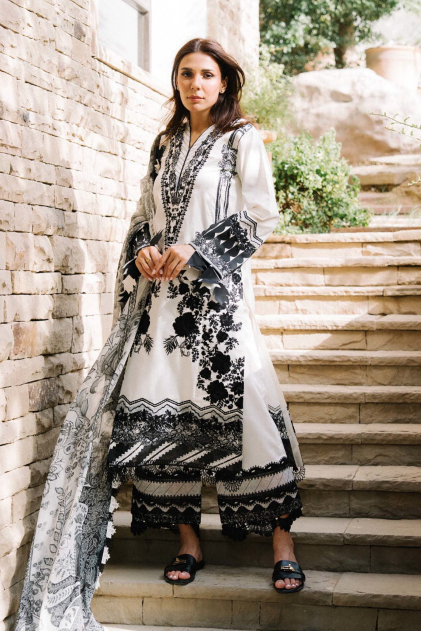 JADE MONOCHROME LAWN EMBROIDERED SUMMER 2025