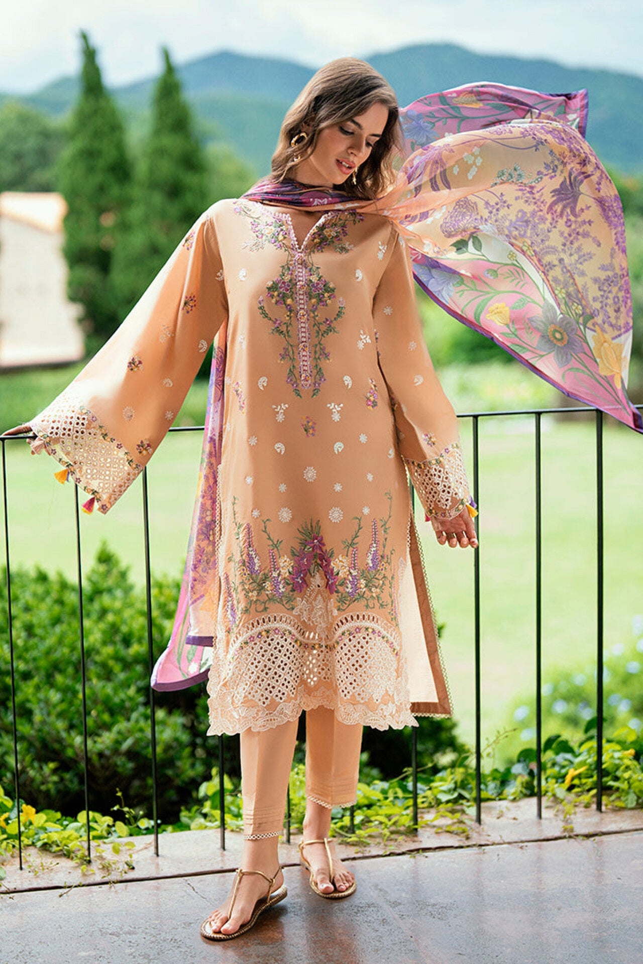 ROHEENAZ SUMMER REVERIE LUXURY LAWN 2025
