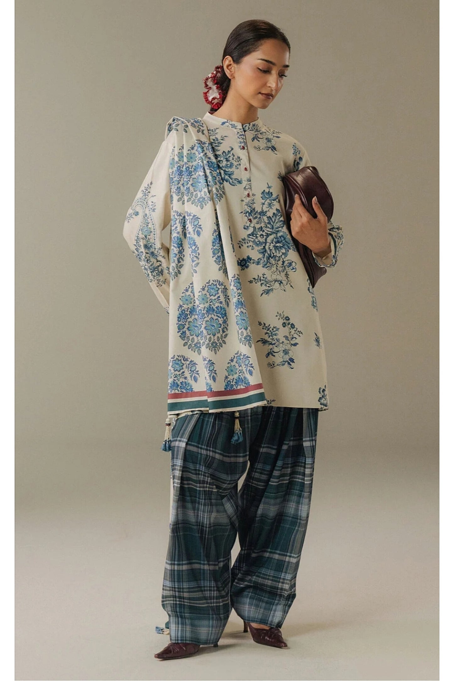 COCO PRINTS EDIT VOL 5 BY ZARA SHAHJAHAN WINTER COLLECTION 2025