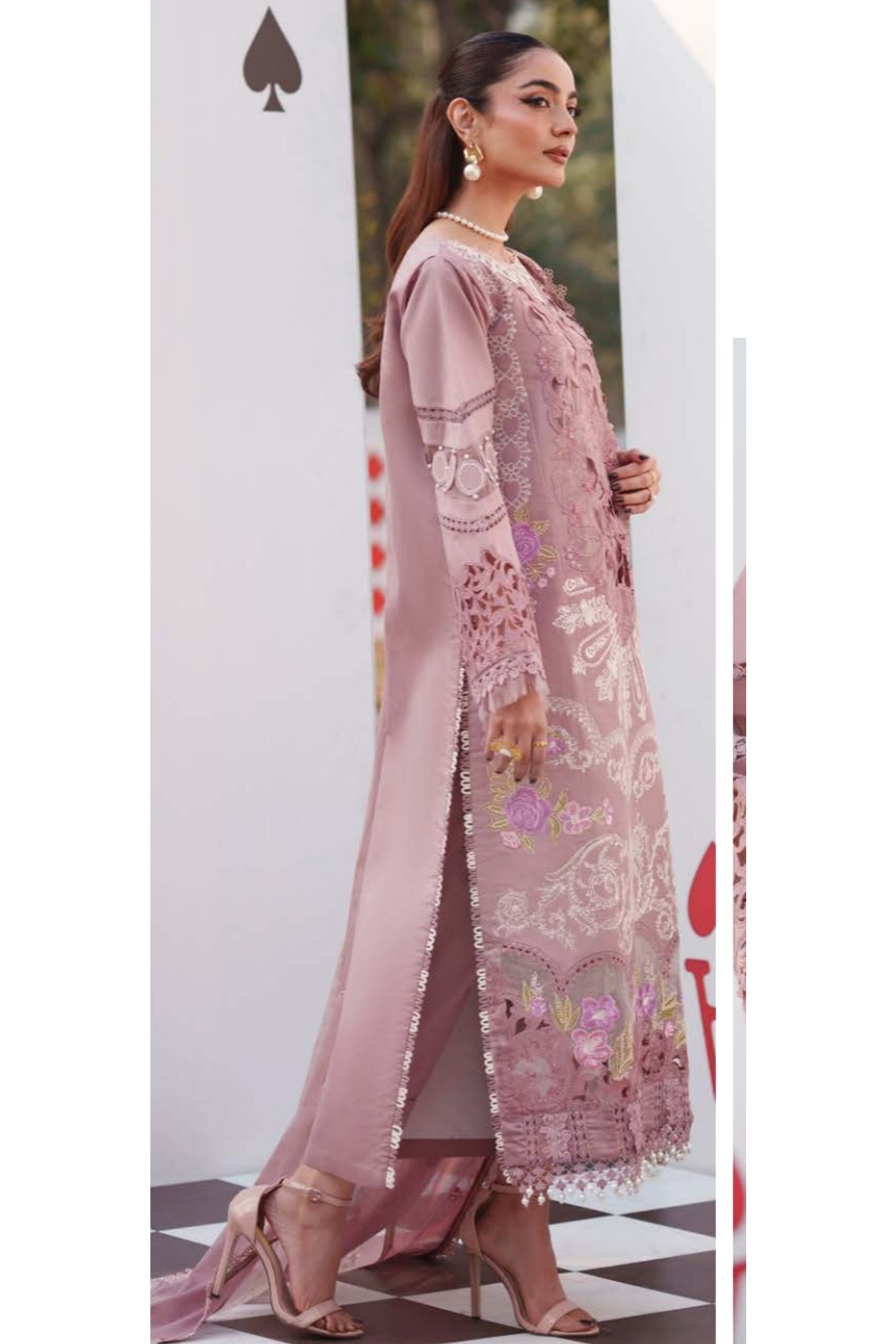 PARISHAY QUEEN LAWN EMBROIDERED SUITS COLLECTION 2026 F [ 𝘽𝙀𝙎𝙏 𝙋𝙍𝙄𝘾𝙀 ✅ ]